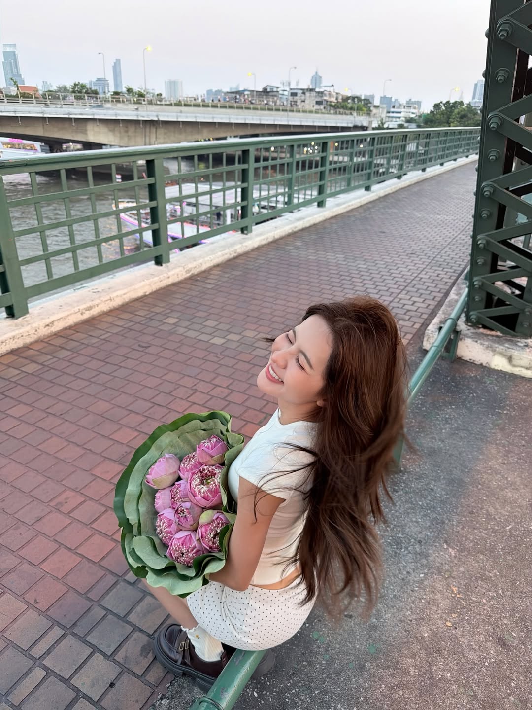 น้ำหนึ่ง - มิลิน ดอกเทียน