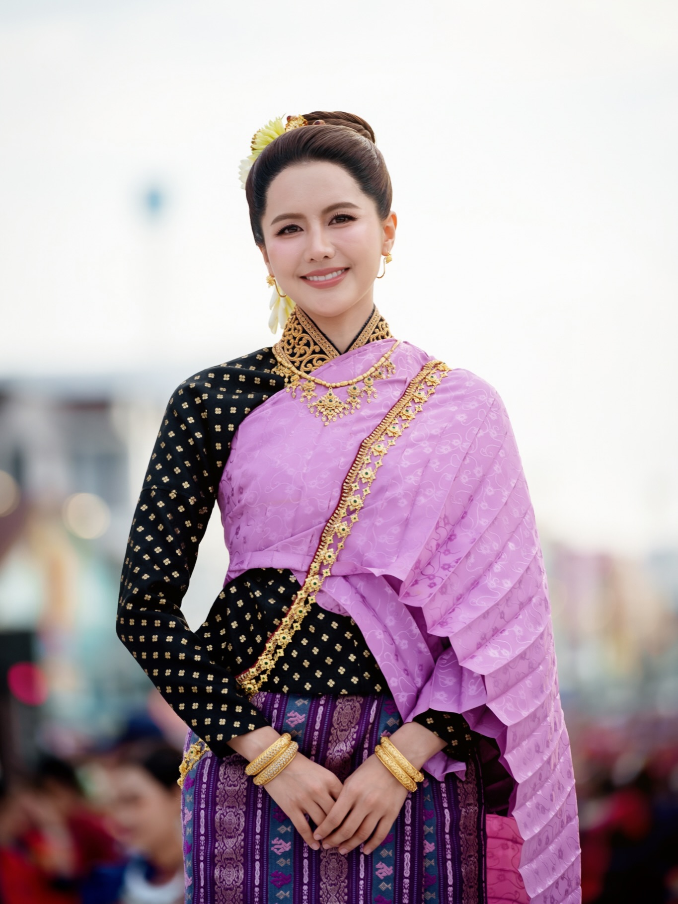 น้ำหนึ่ง - มิลิญ วาทินธนะกิจ