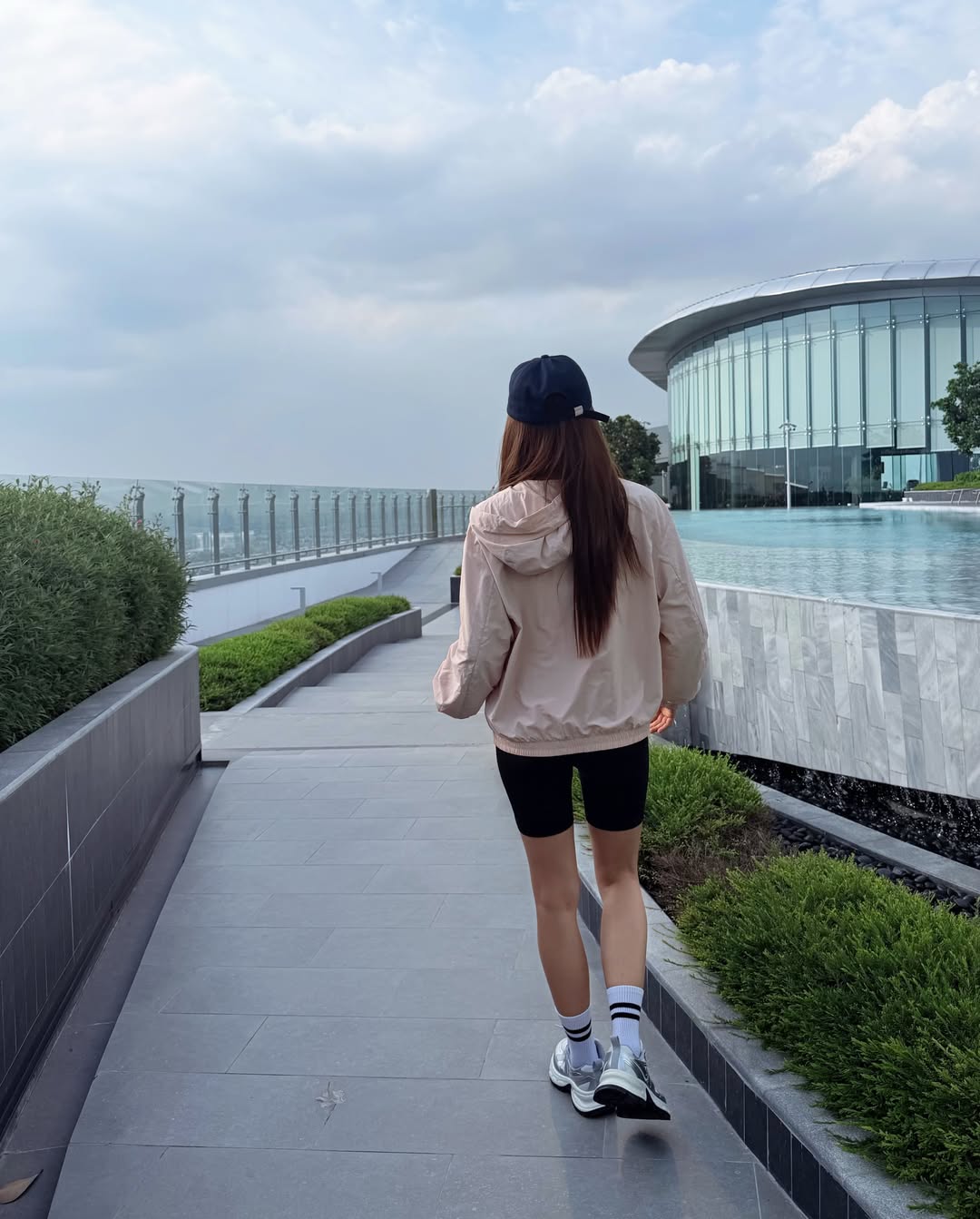 น้ำหนึ่ง - มิลิญ วาทินธนะกิจ