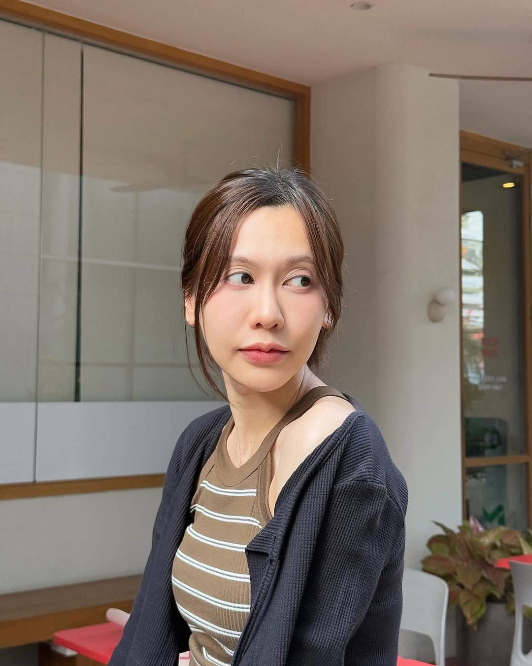 เนย - กานต์ธีรา วัชรทัศนกุล