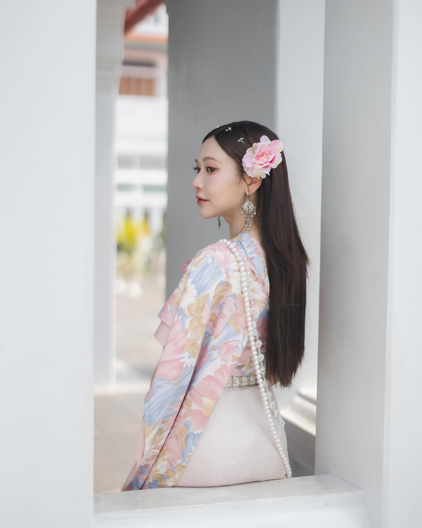 เนย - กานต์ธีรา วัชรทัศนกุล