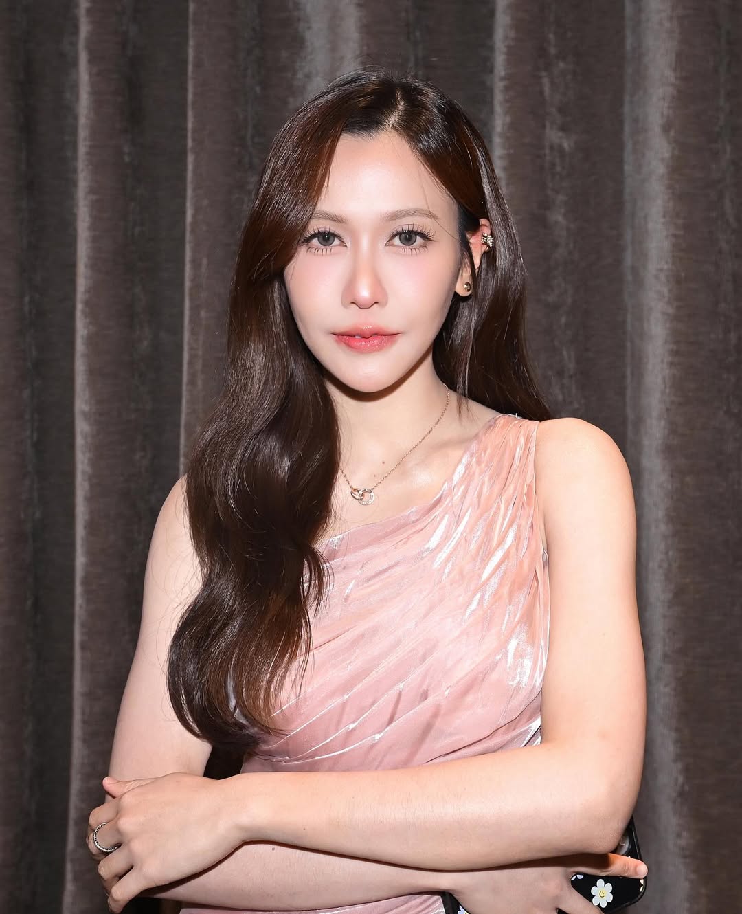 เนย - กานต์ธีรา วัชรทัศนกุล