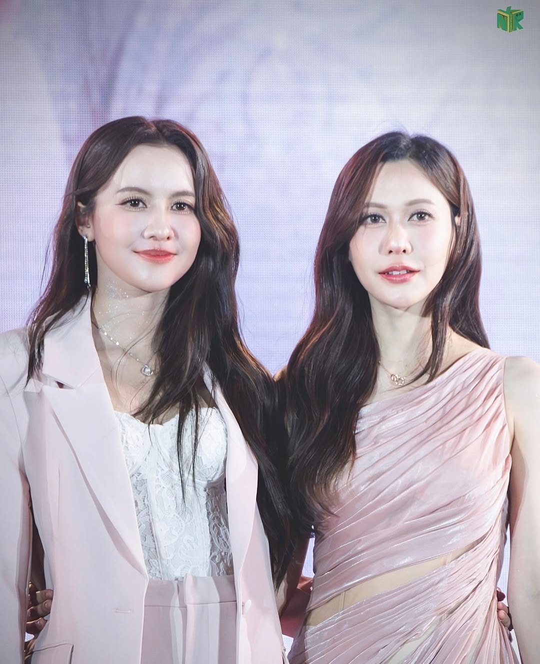 เนย - กานต์ธีรา วัชรทัศนกุล