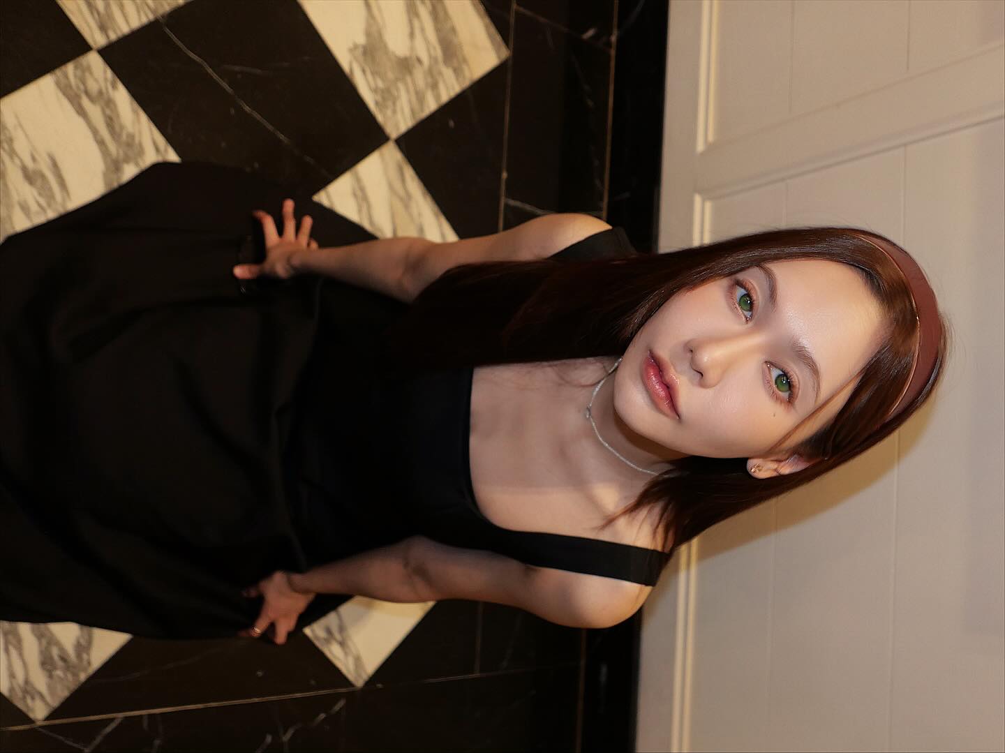 เนย - กานต์ธีรา วัชรทัศนกุล