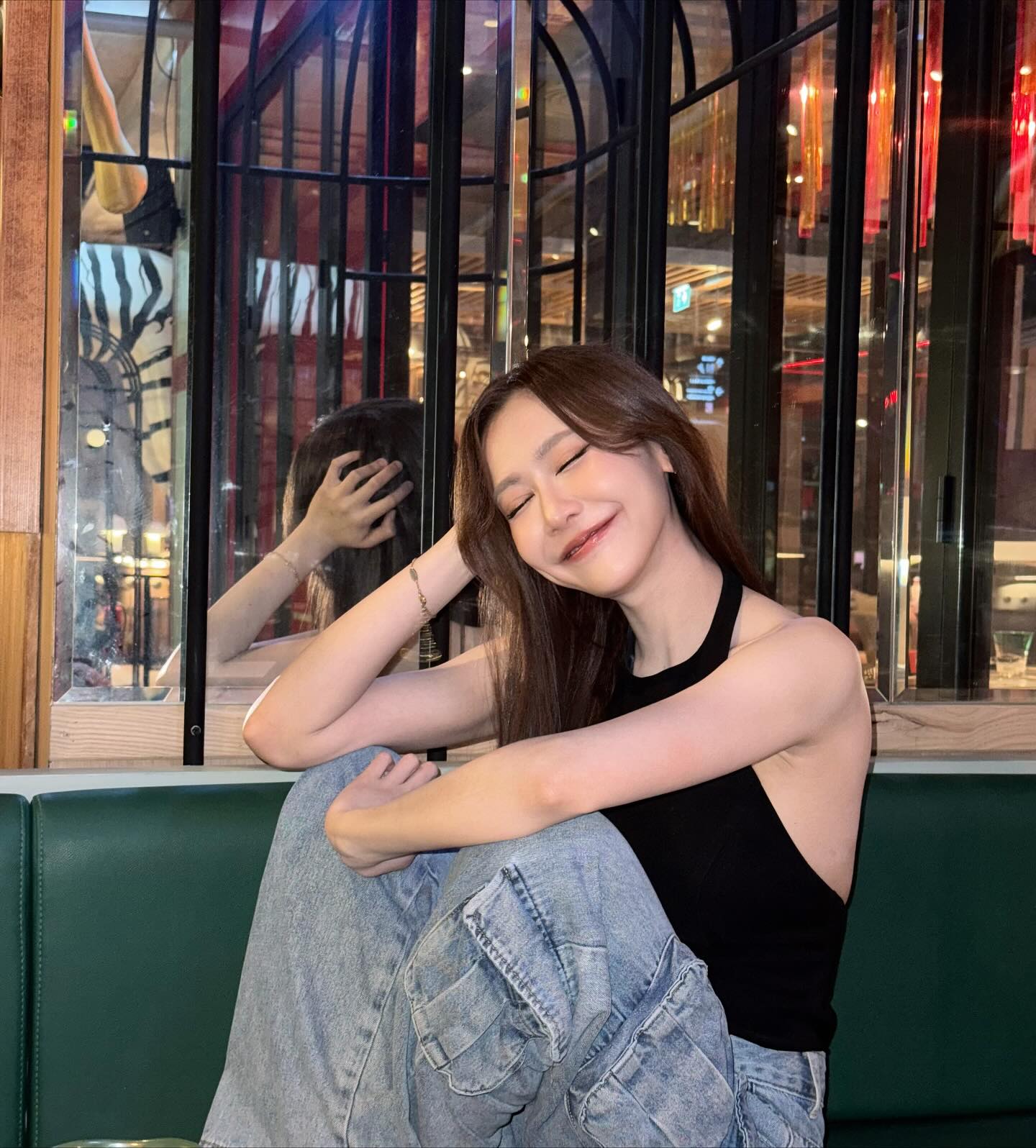 เนย - กานต์ธีรา วัชรทัศนกุล