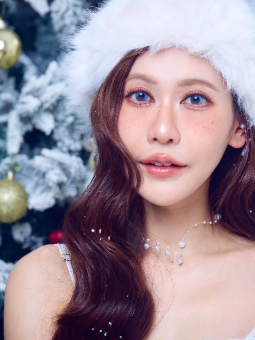 เนย - กานต์ธีรา วัชรทัศนกุล