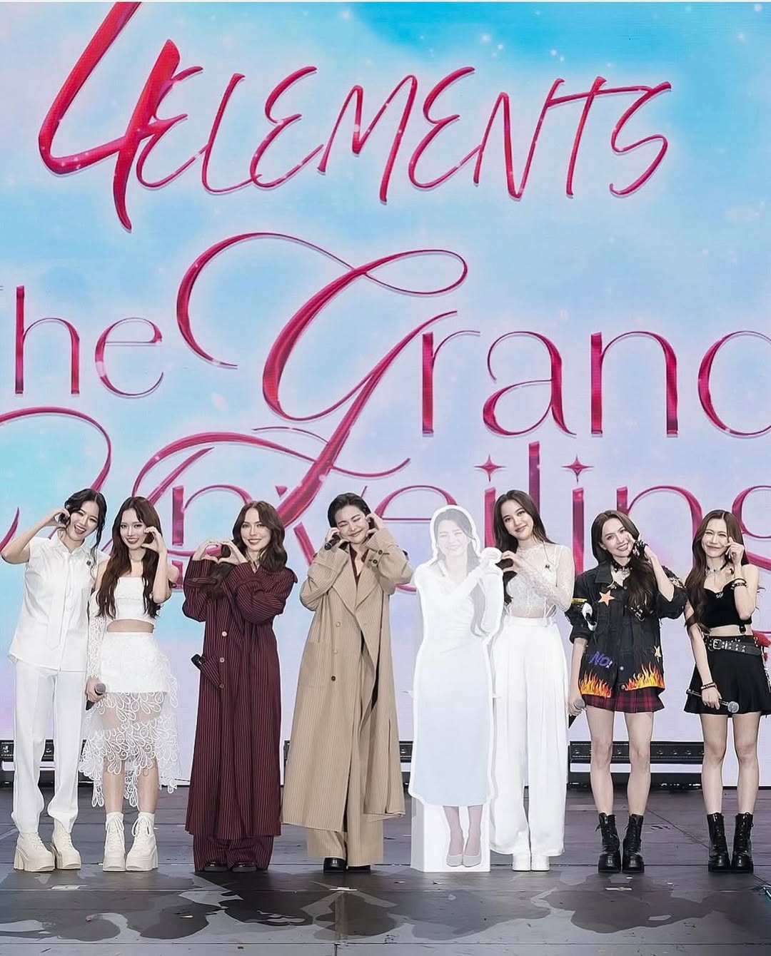 เนย - กานต์ธีรา วัชรทัศนกุล