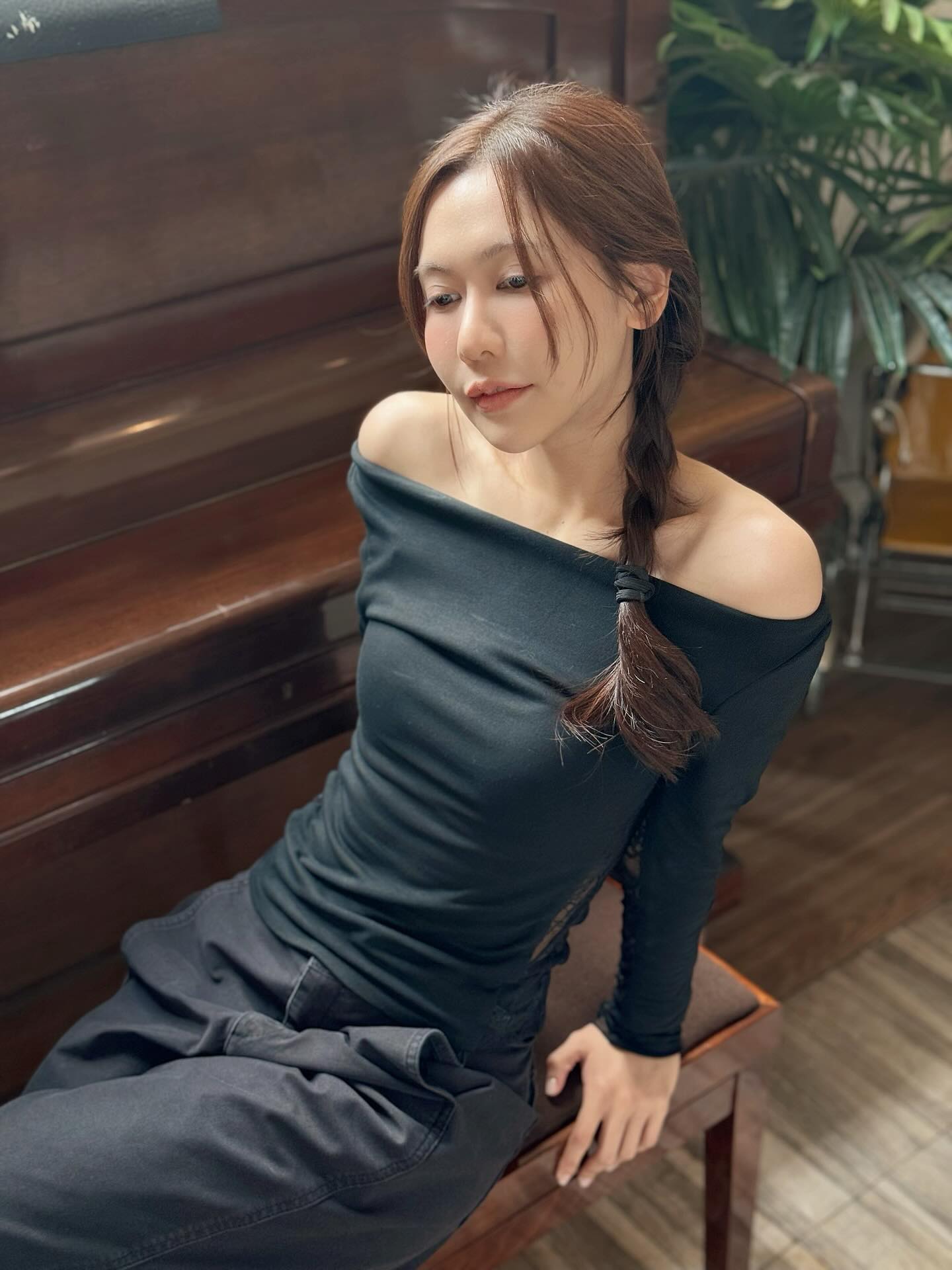 เนย - กานต์ธีรา วัชรทัศนกุล