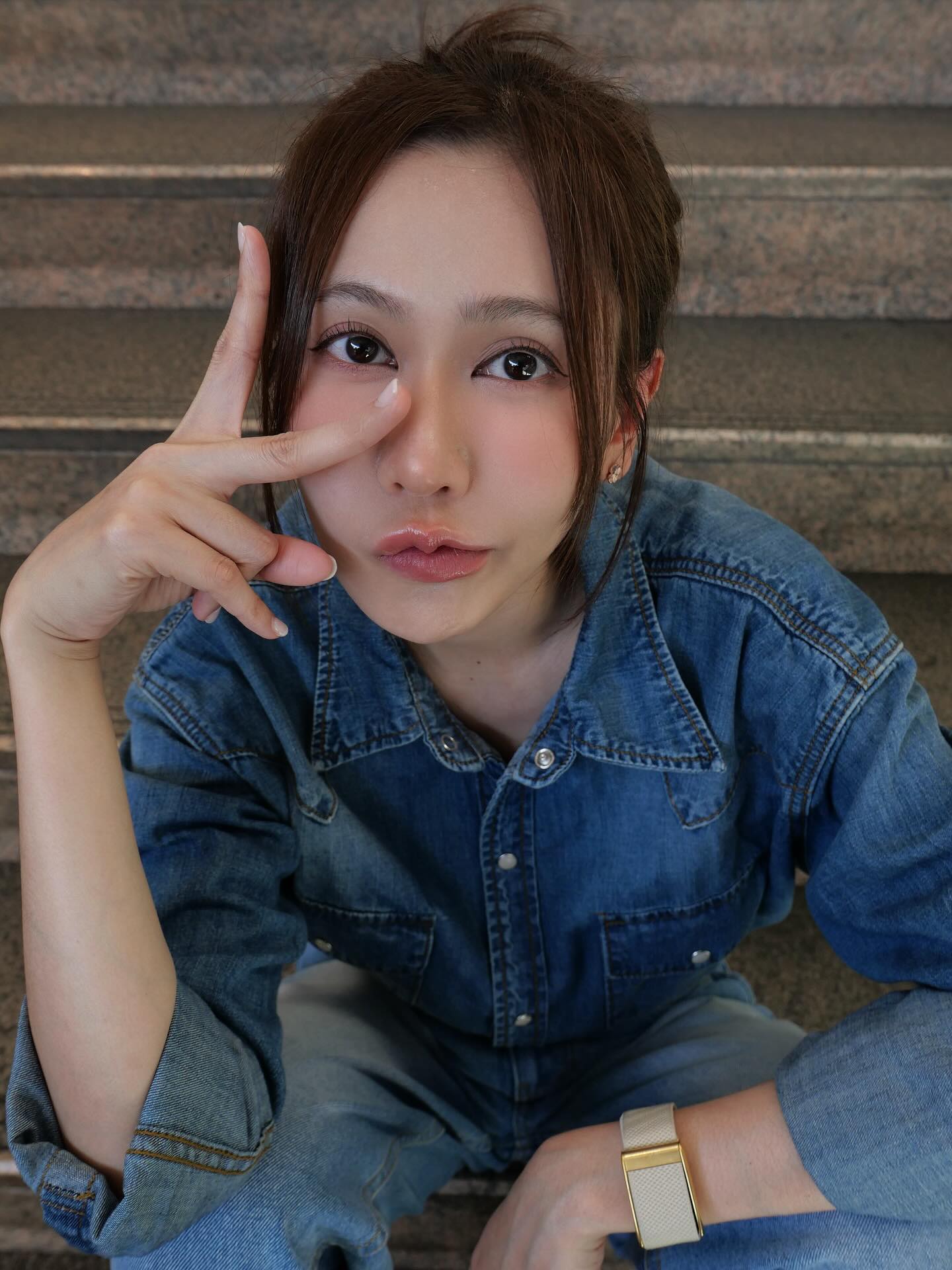 เนย - กานต์ธีรา วัชรทัศนกุล