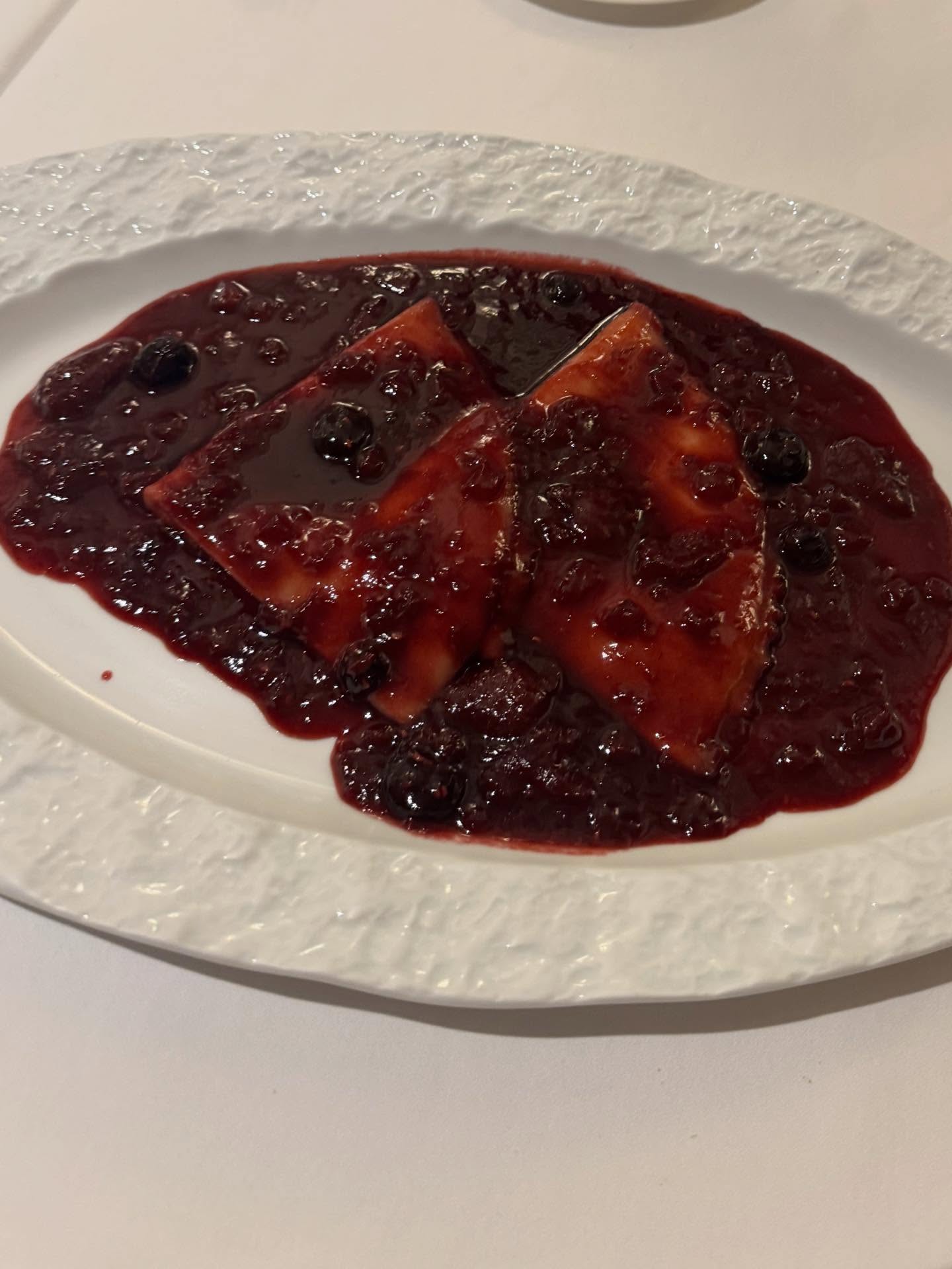 เนย - กานต์ธีรา วัชรทัศนกุล