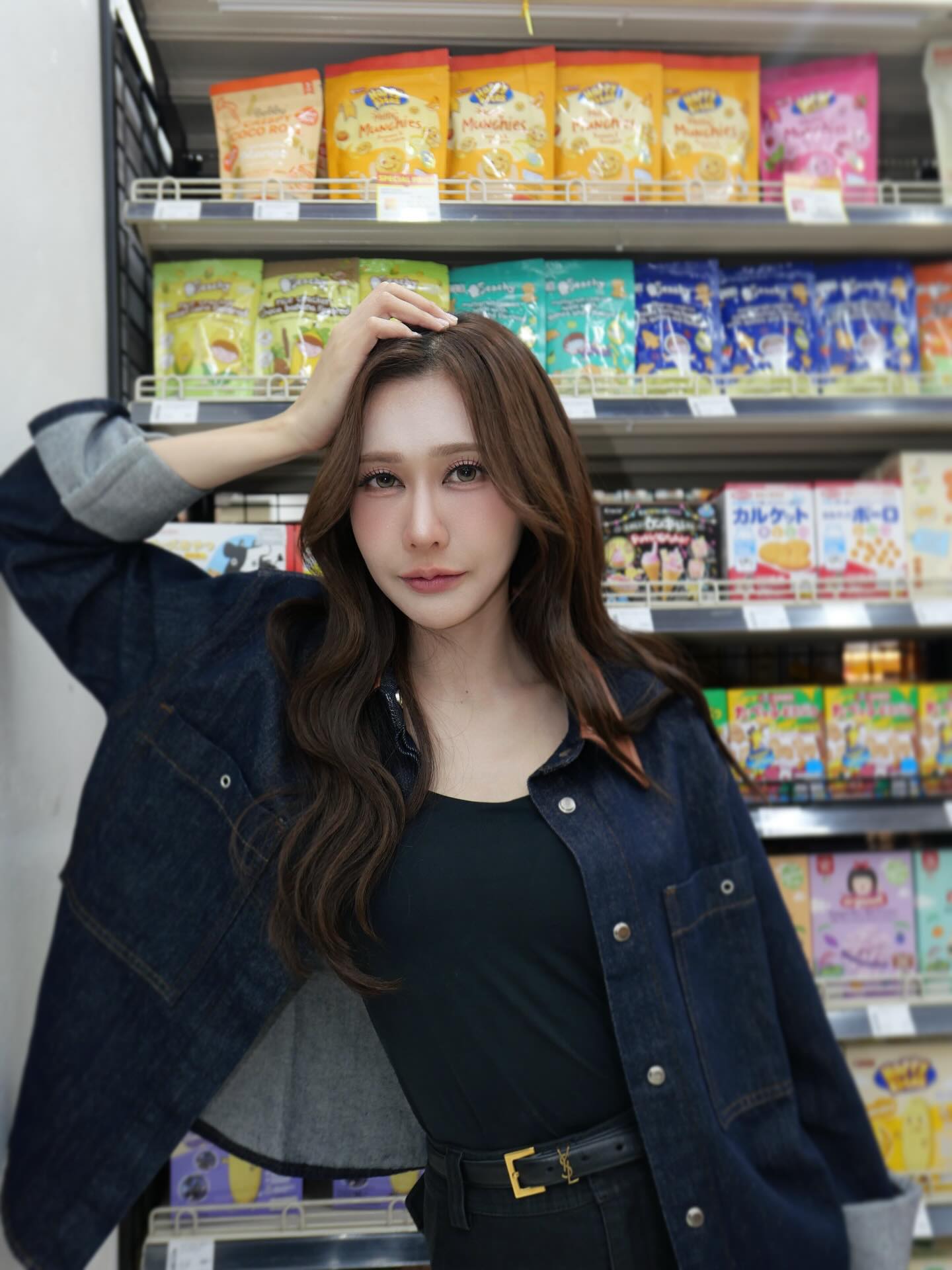 เนย - กานต์ธีรา วัชรทัศนกุล