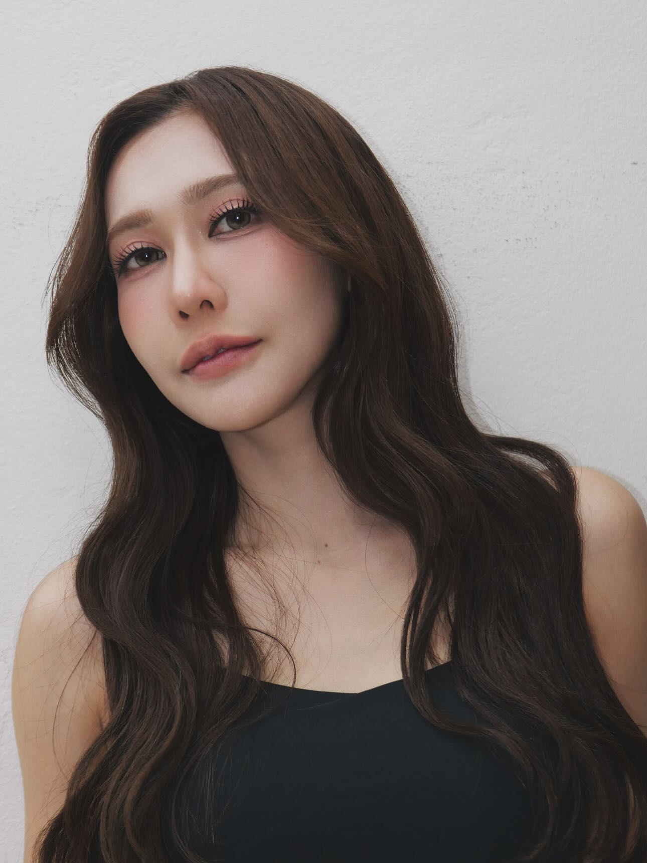 เนย - กานต์ธีรา วัชรทัศนกุล