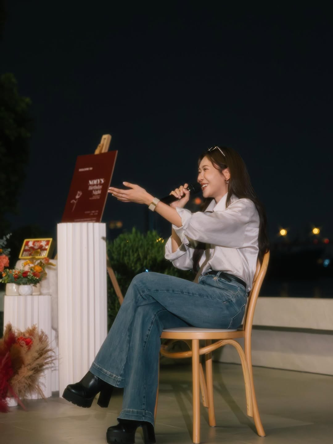 เนย - กานต์ธีรา วัชรทัศนกุล