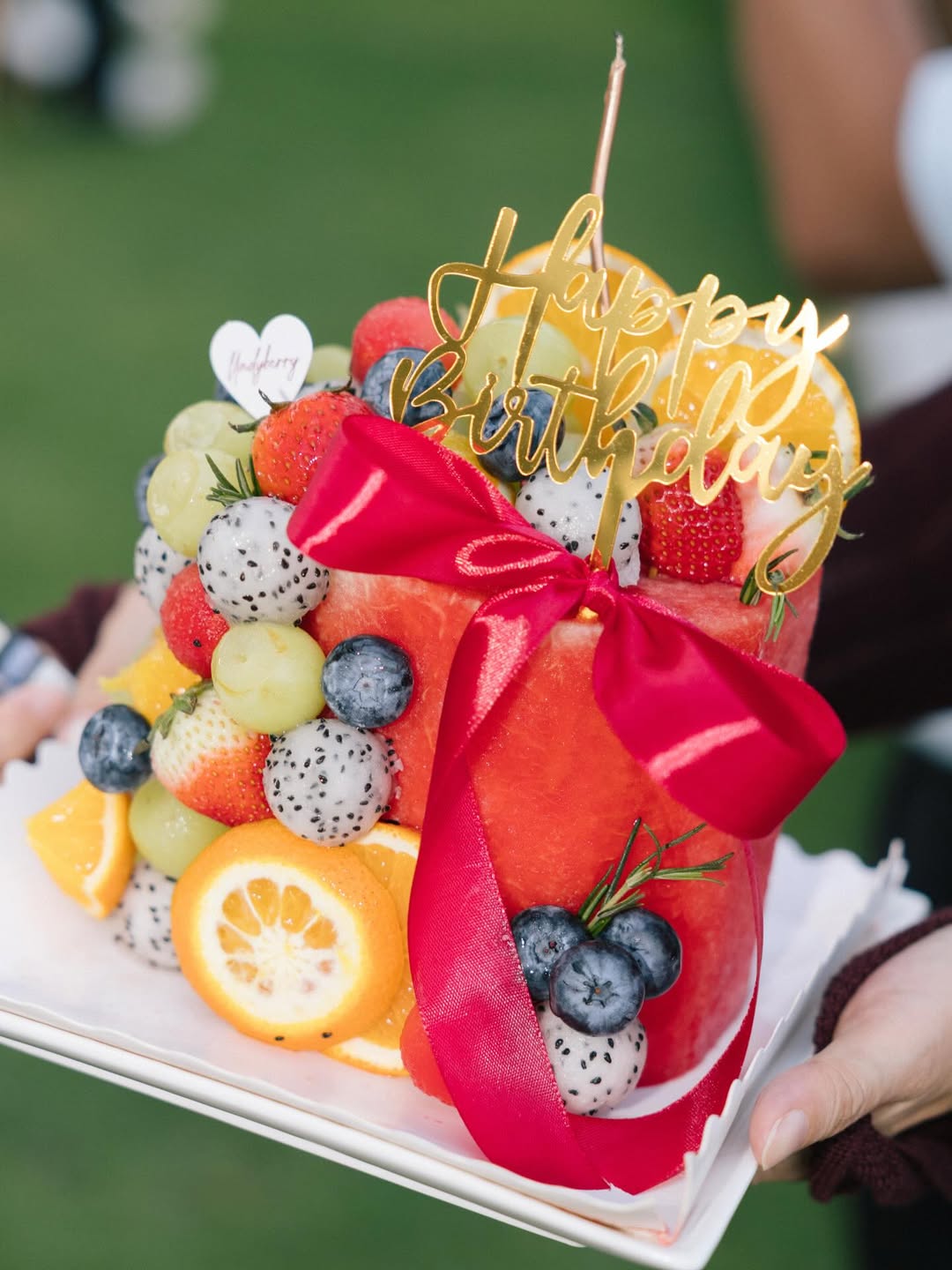 เนย - กานต์ธีรา วัชรทัศนกุล