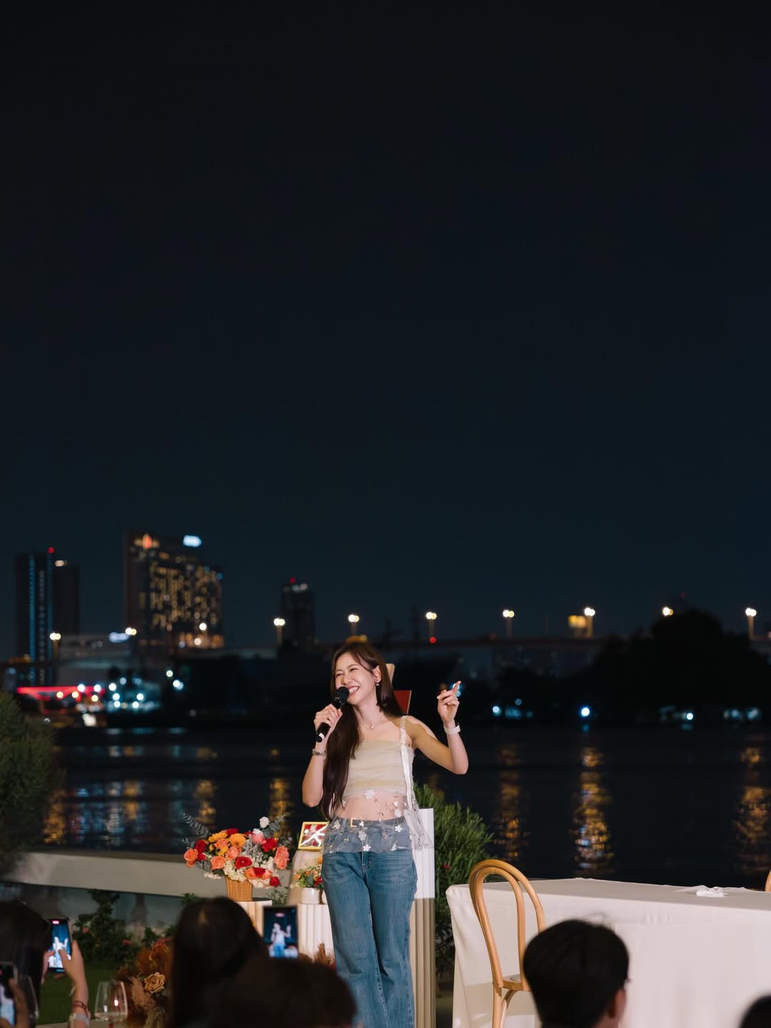 เนย - กานต์ธีรา วัชรทัศนกุล