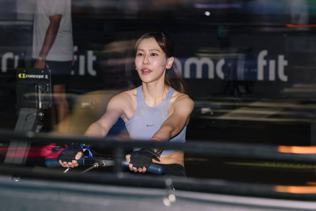 เนย - กานต์ธีรา วัชรทัศนกุล