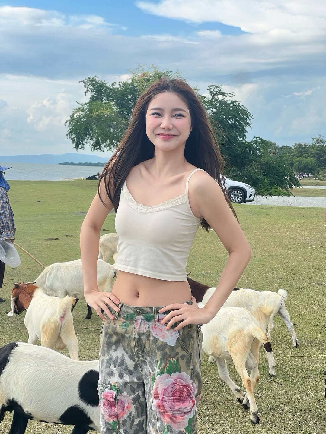 น้ำใส - พิชญาภา นาถา