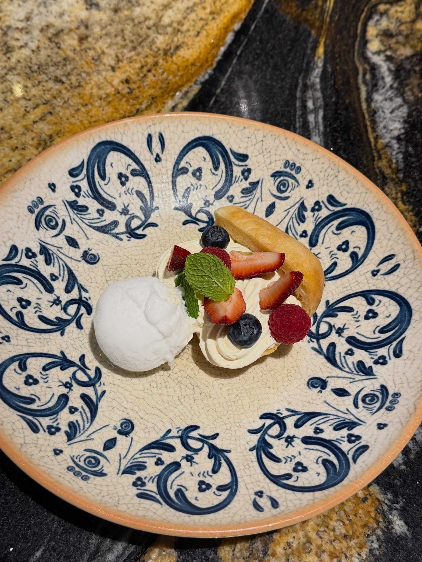 น้ำใส - พิชญาภา นาถา