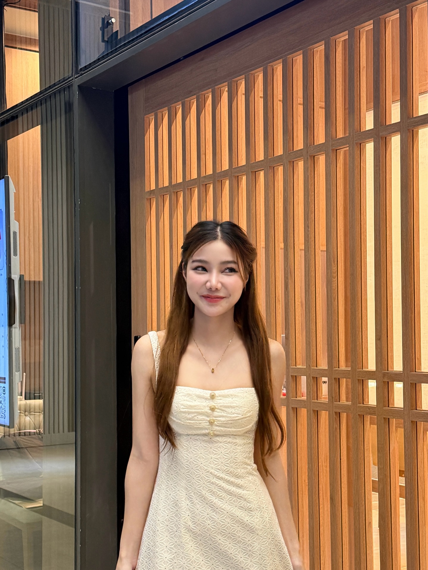 น้ำใส - พิชญาภา นาถา