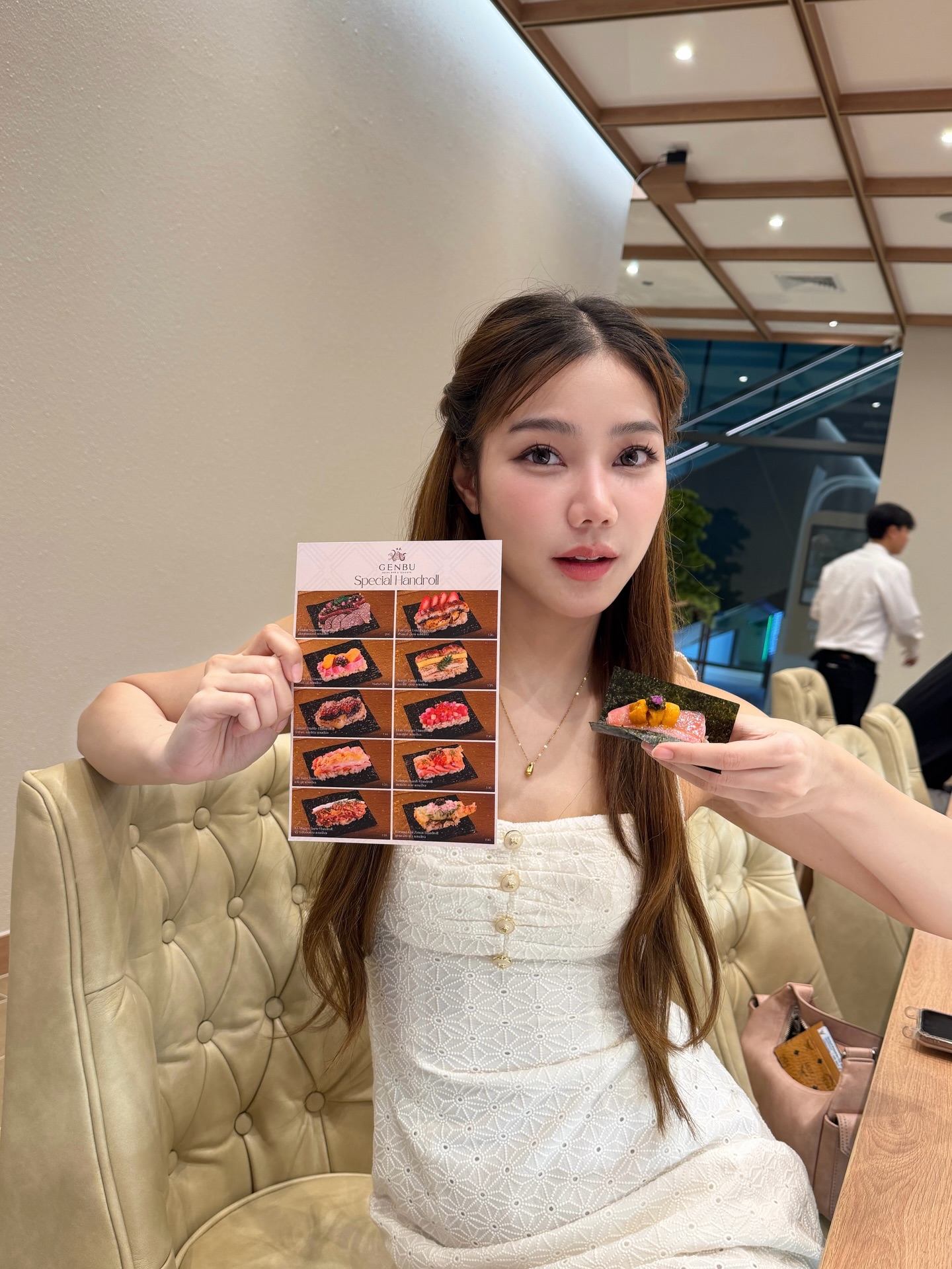 น้ำใส - พิชญาภา นาถา