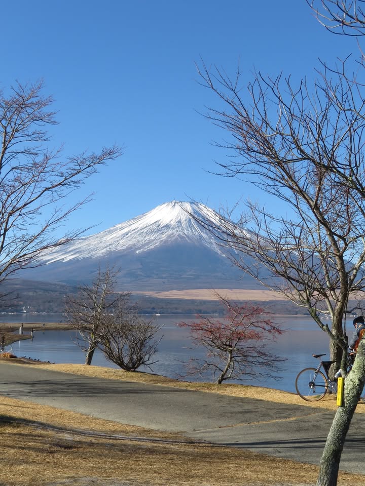 น้ำใส - พิชญาภา นาถา