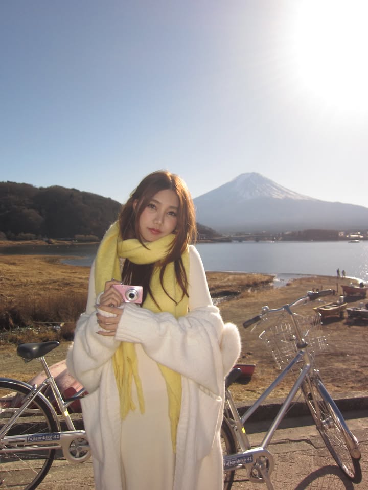 น้ำใส - พิชญาภา นาถา