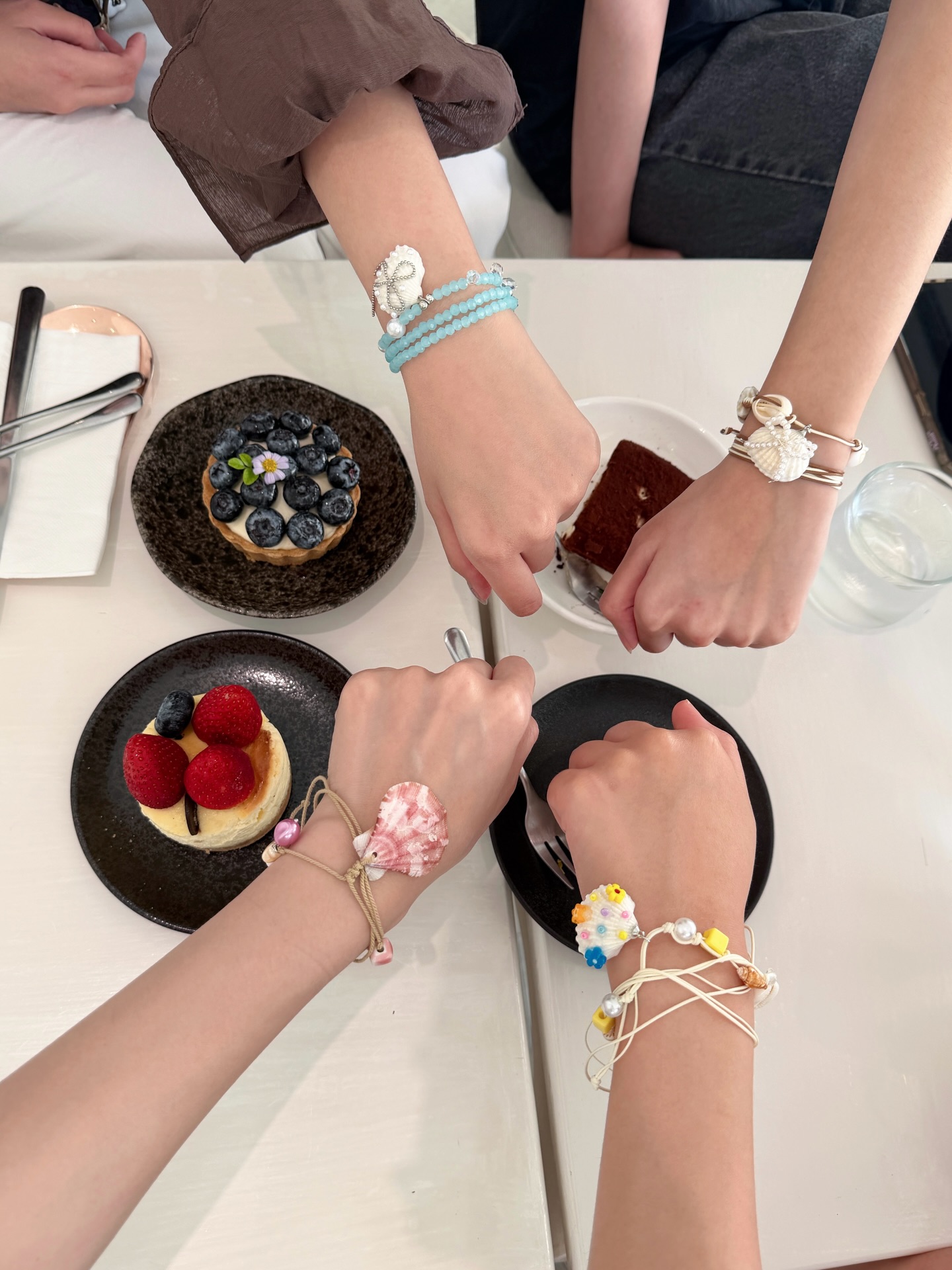 น้ำใส - พิชญาภา นาถา