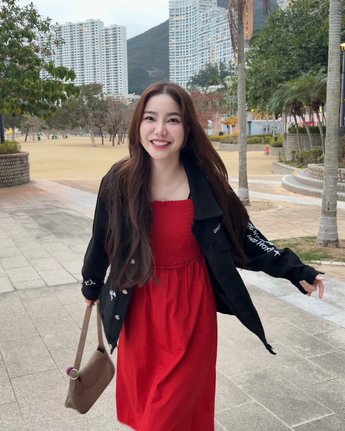 น้ำใส - พิชญาภา นาถา