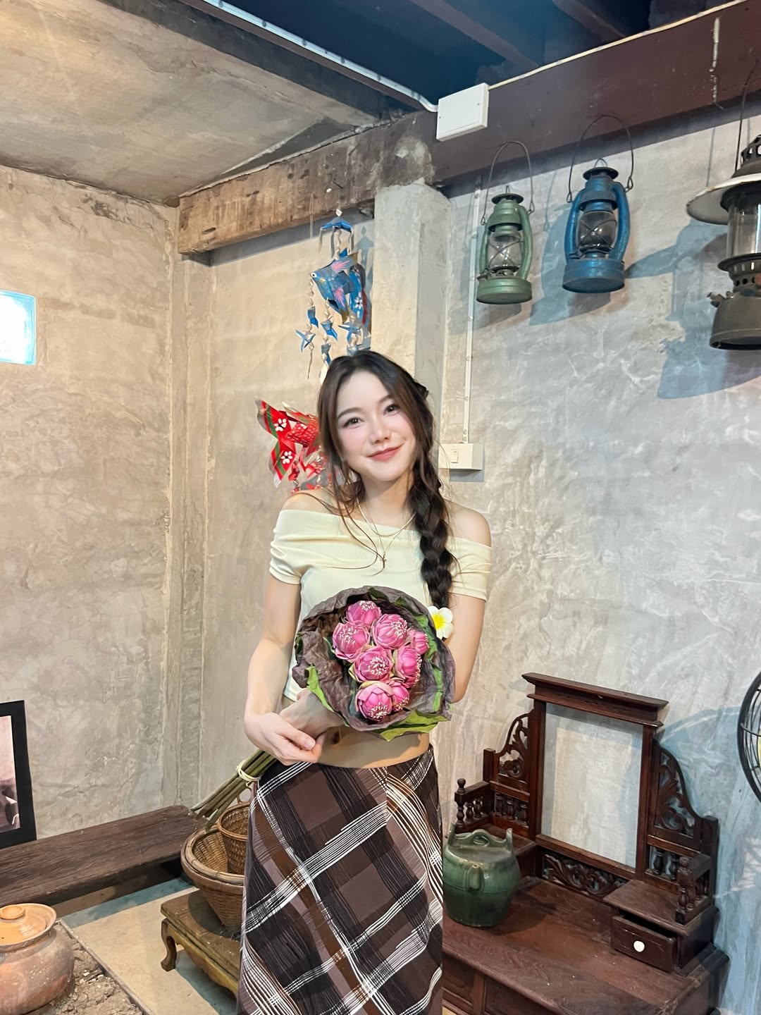 น้ำใส - พิชญาภา นาถา