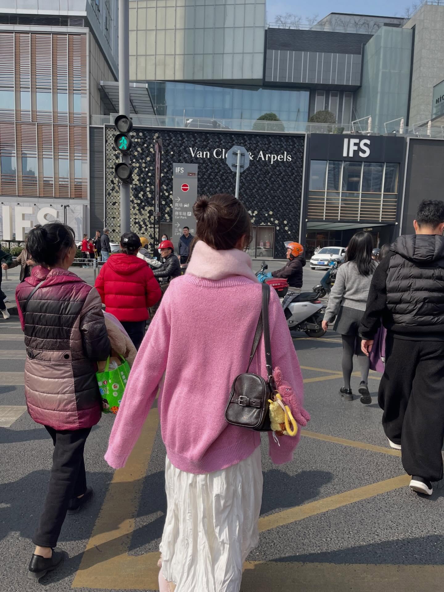 ปูเป้ - จิรดาภา อินทจักร