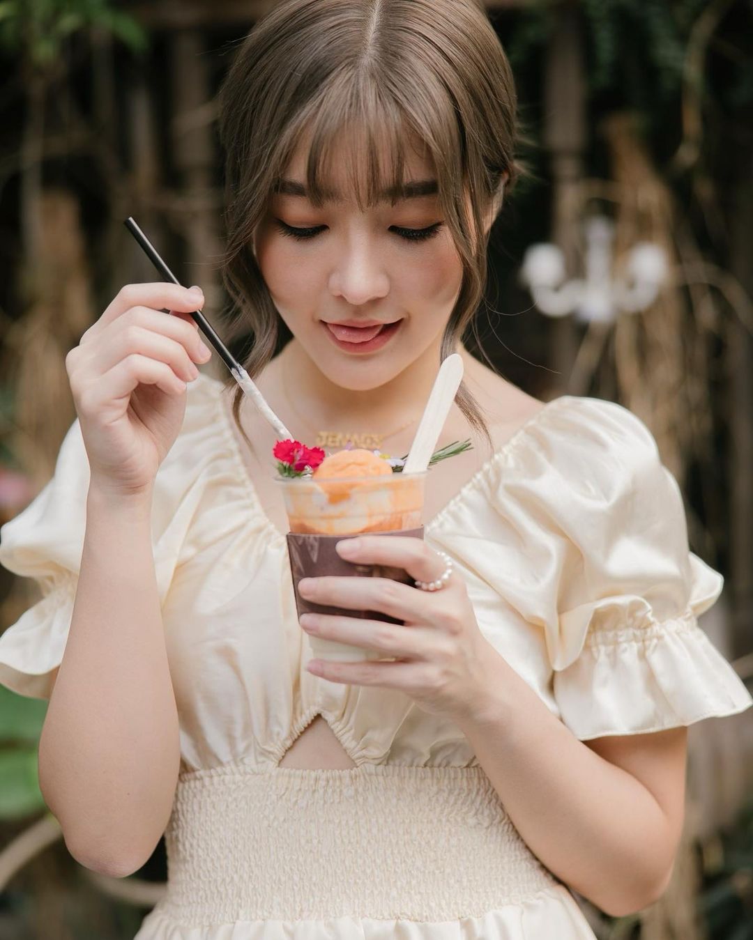 เจนนิษฐ์ โอ่ประเสริฐ