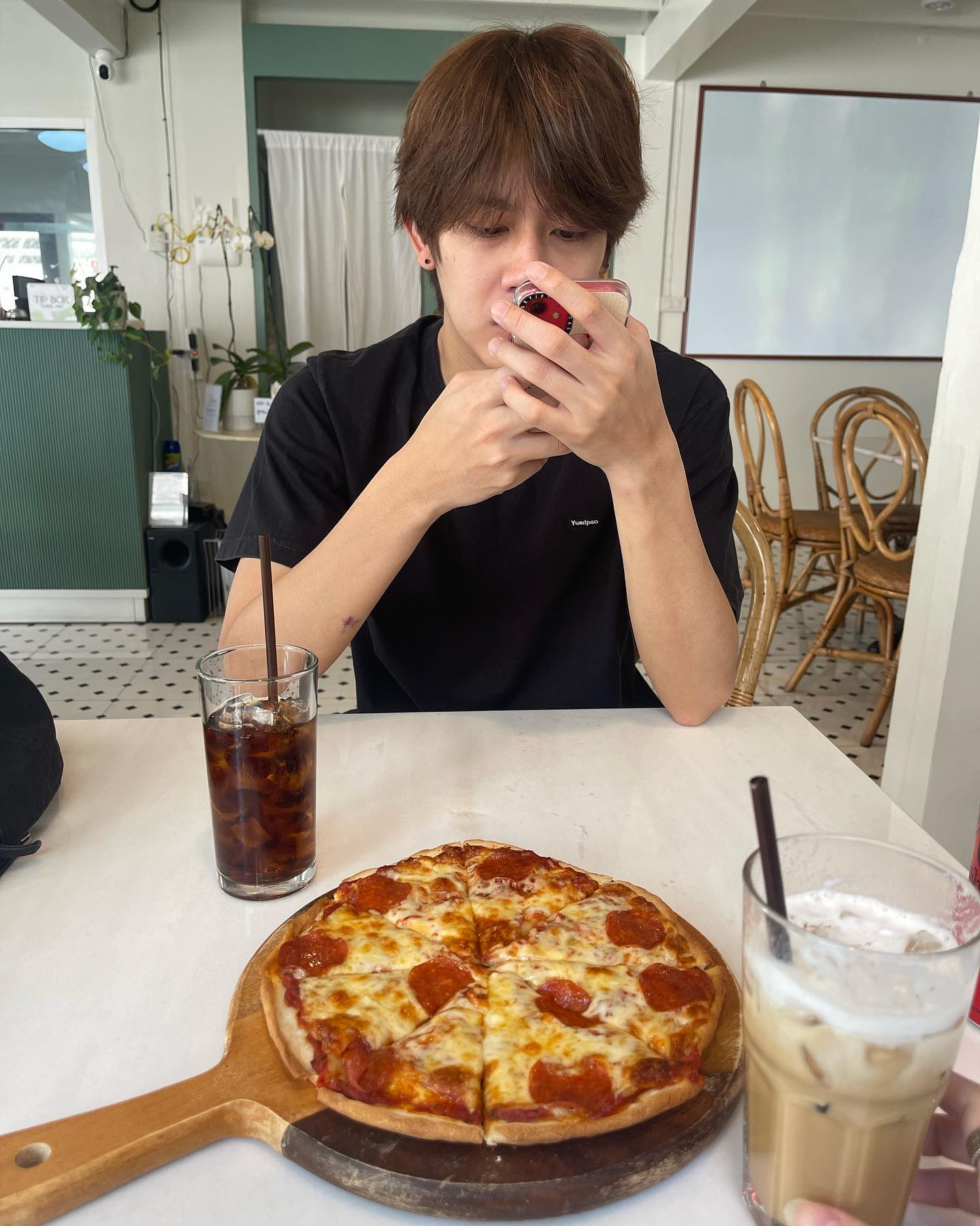 เจนนิษฐ์ โอ่ประเสริฐ