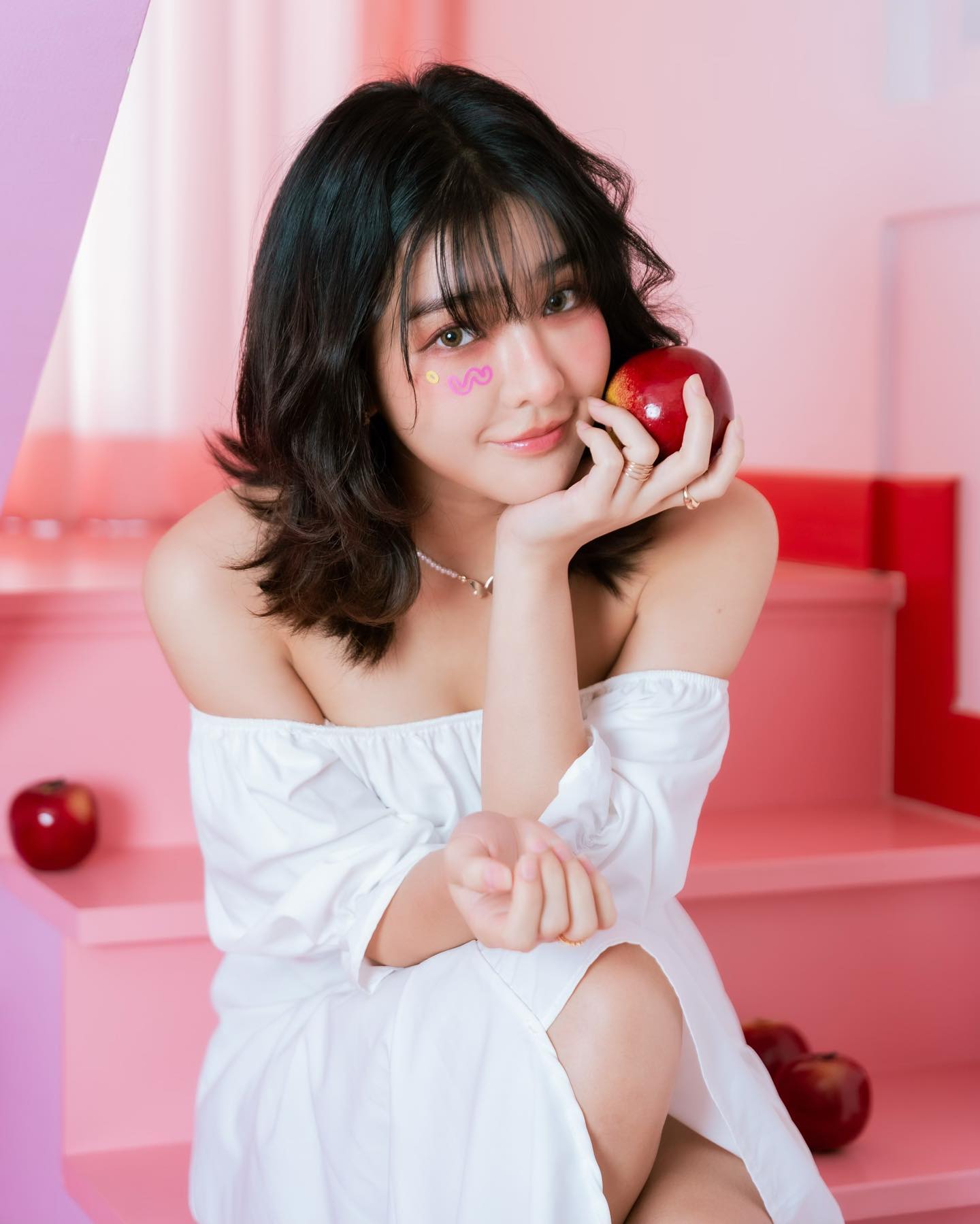 เจนนิษฐ์ โอ่ประเสริฐ