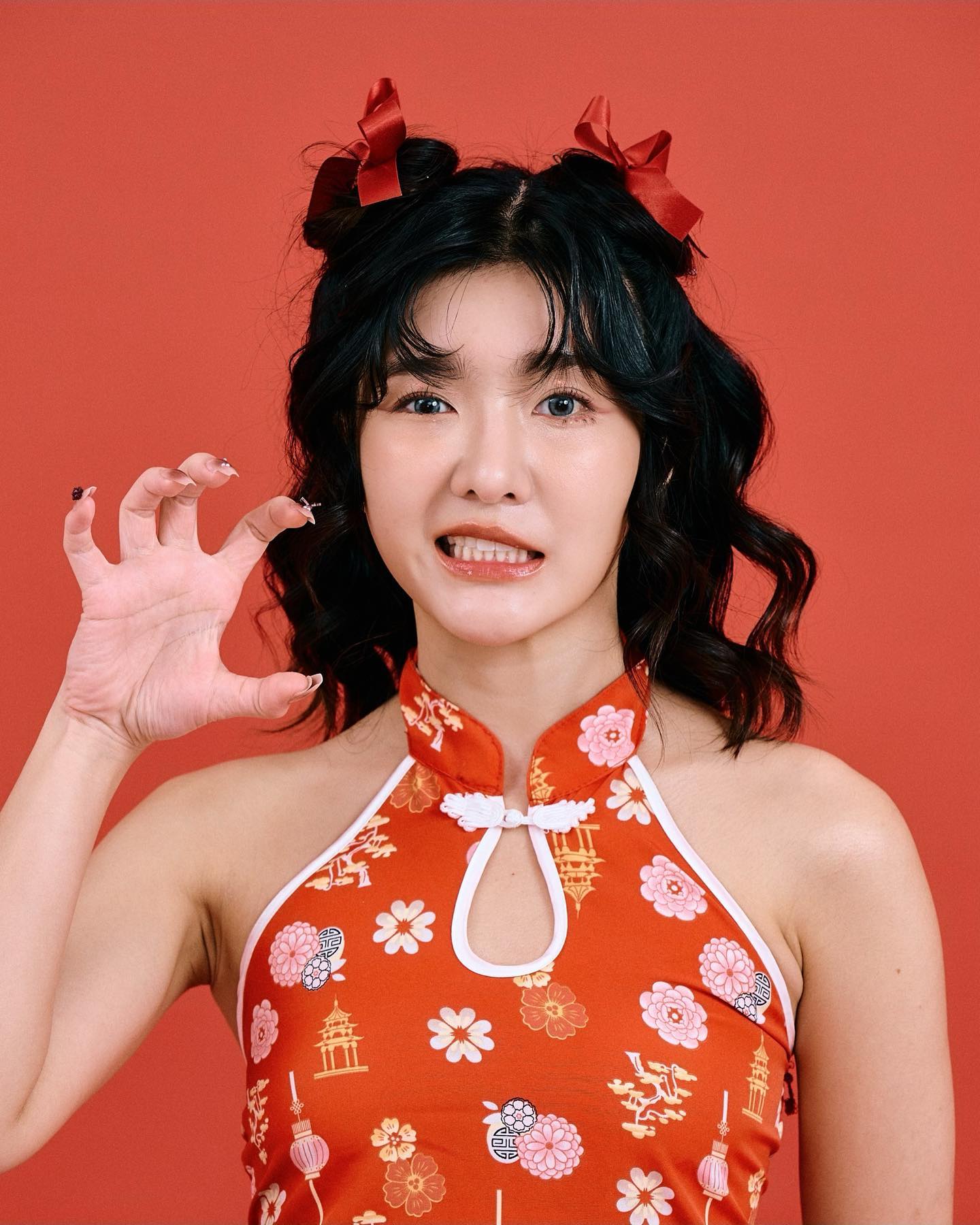 เจนนิษฐ์ โอ่ประเสริฐ