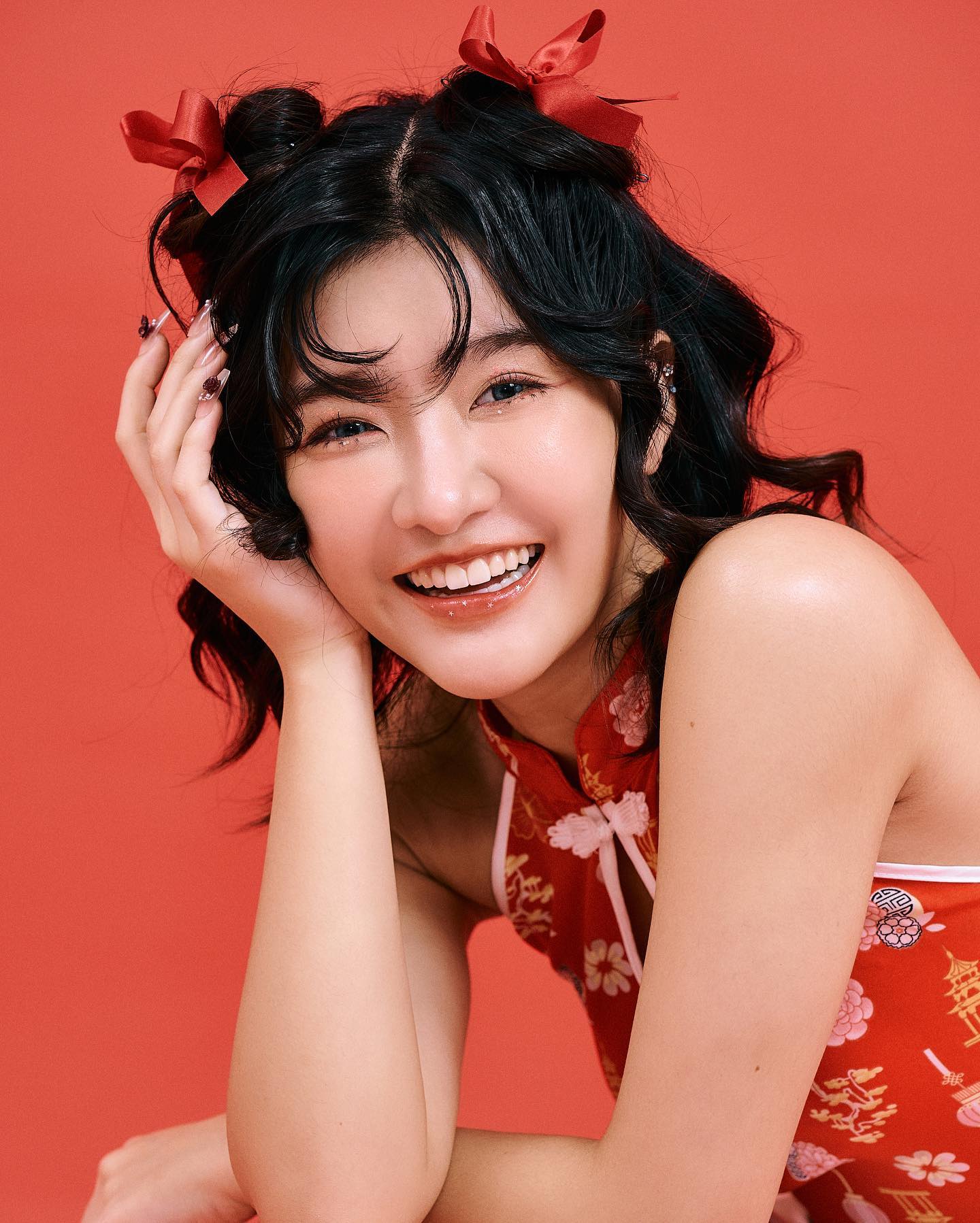 เจนนิษฐ์ โอ่ประเสริฐ