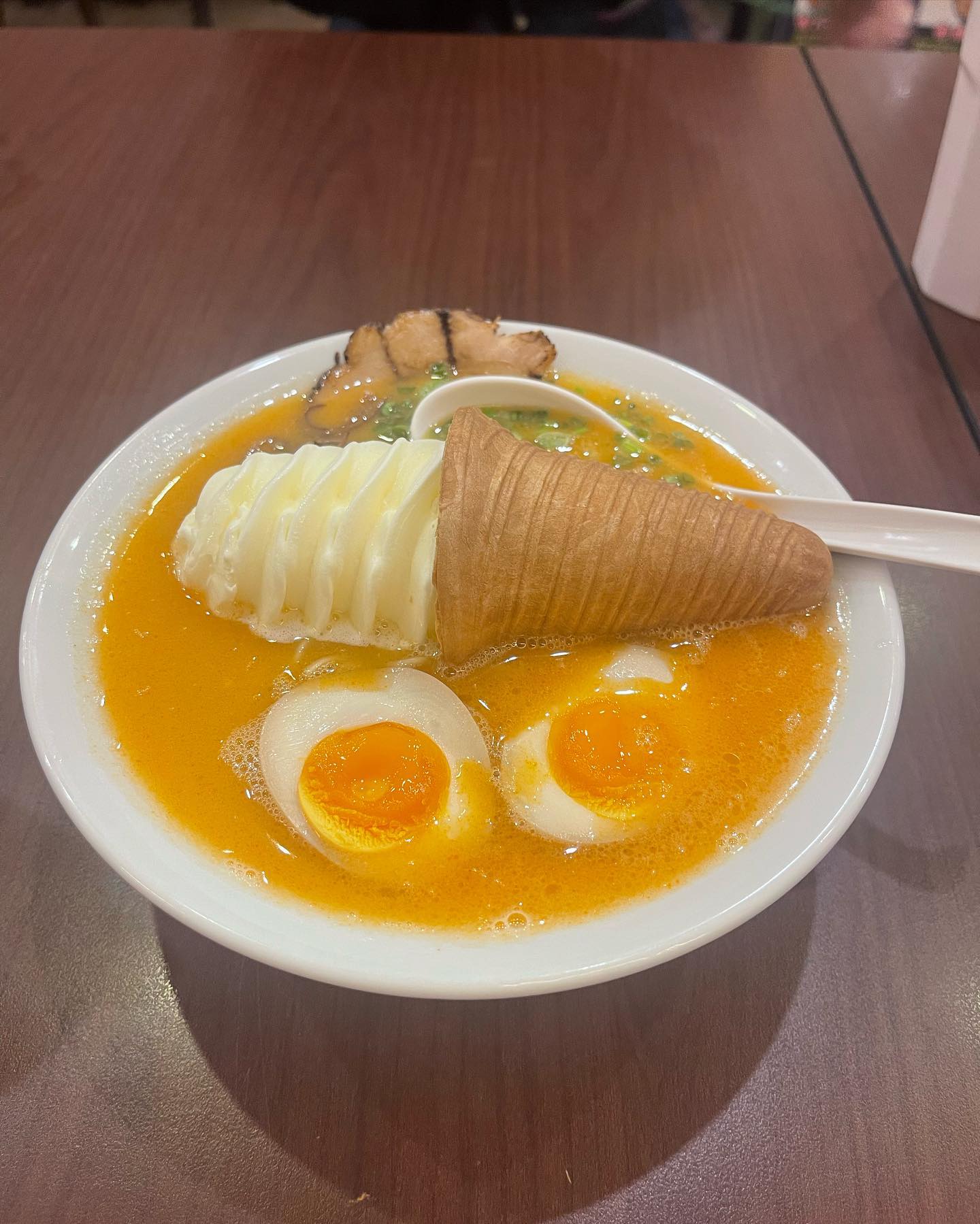 เจนนิษฐ์ โอ่ประเสริฐ