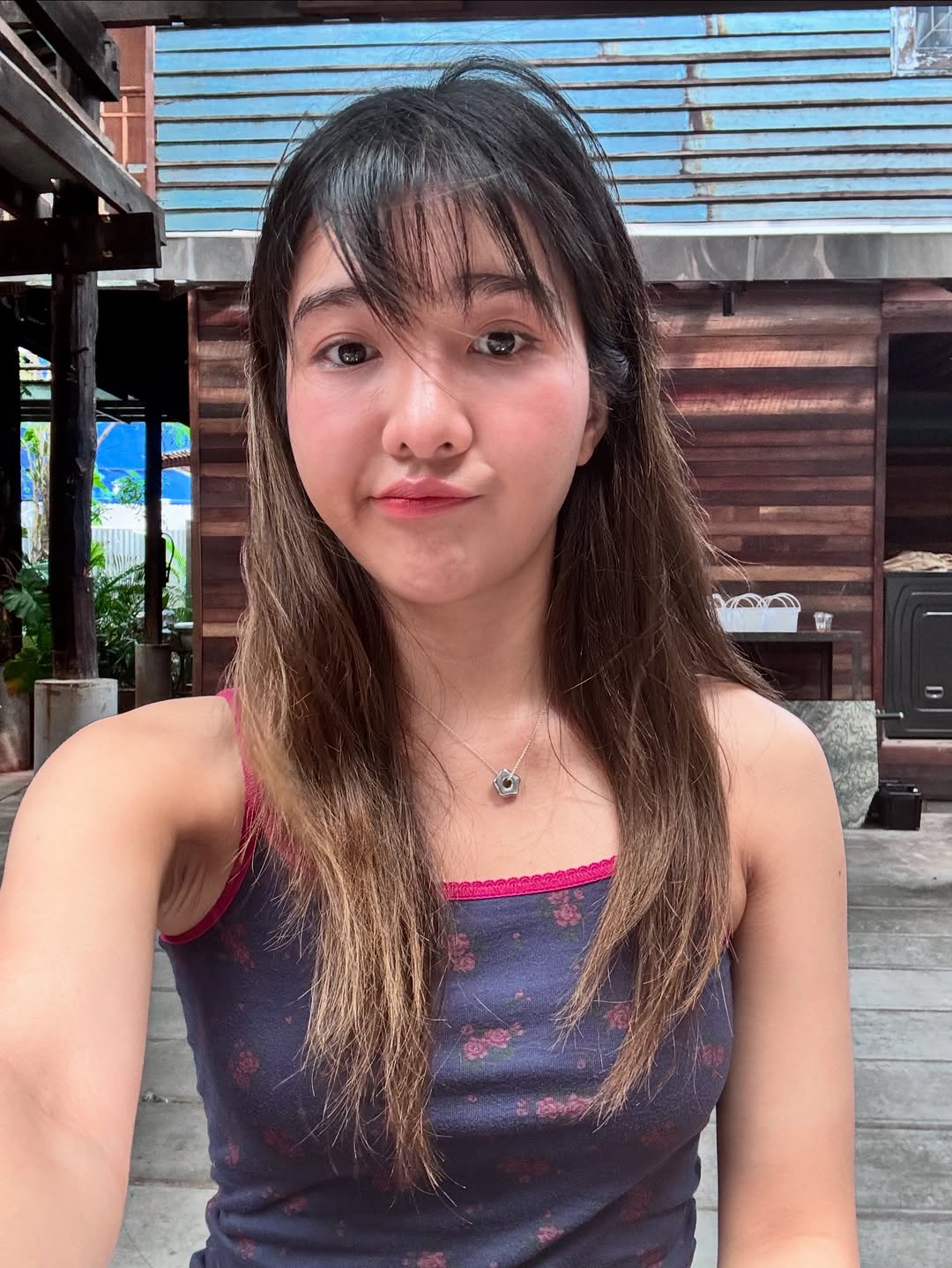เจนนิษฐ์ โอ่ประเสริฐ