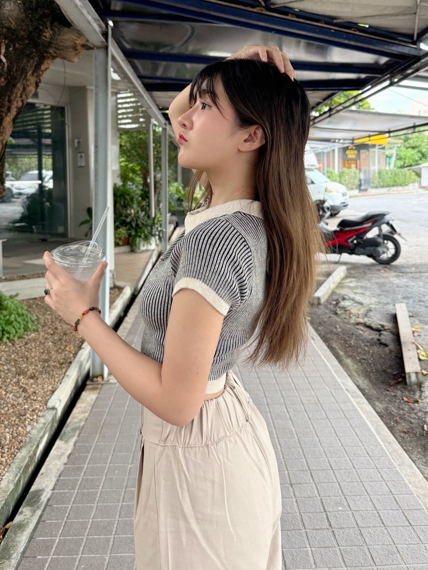 เจนนิษฐ์ โอ่ประเสริฐ