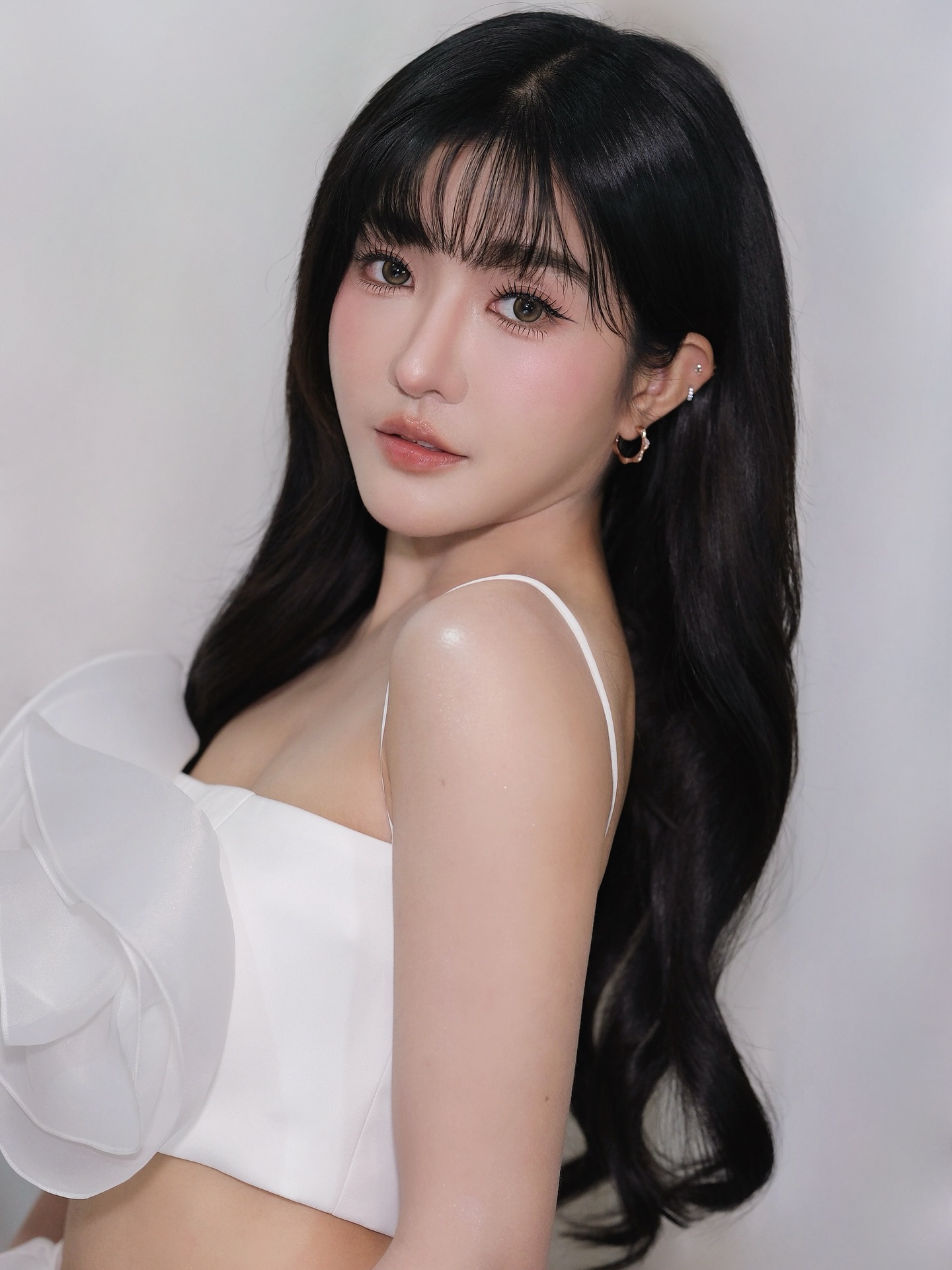 เจนนิษฐ์ โอ่ประเสริฐ