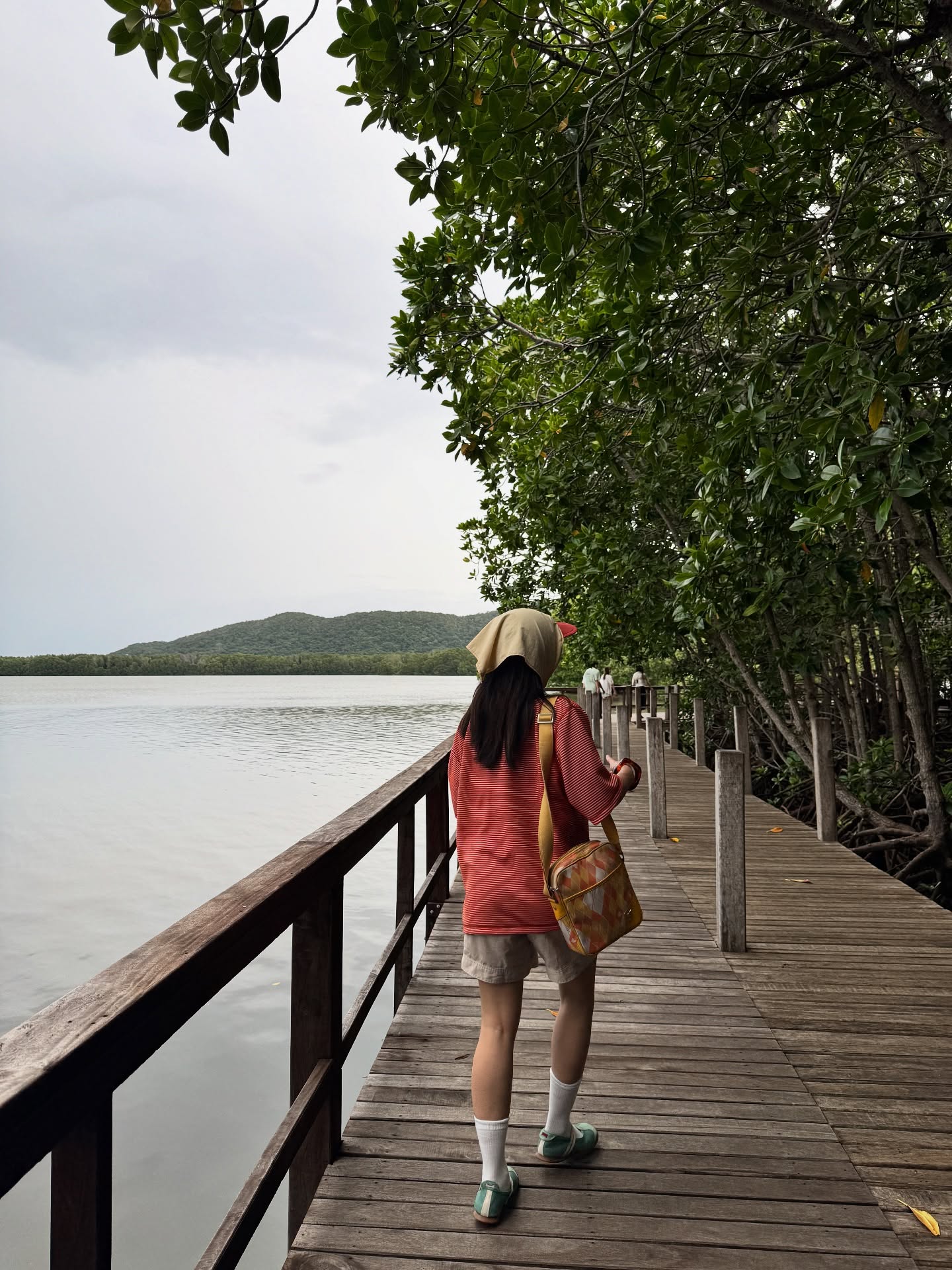 เจนนิษฐ์ โอ่ประเสริฐ