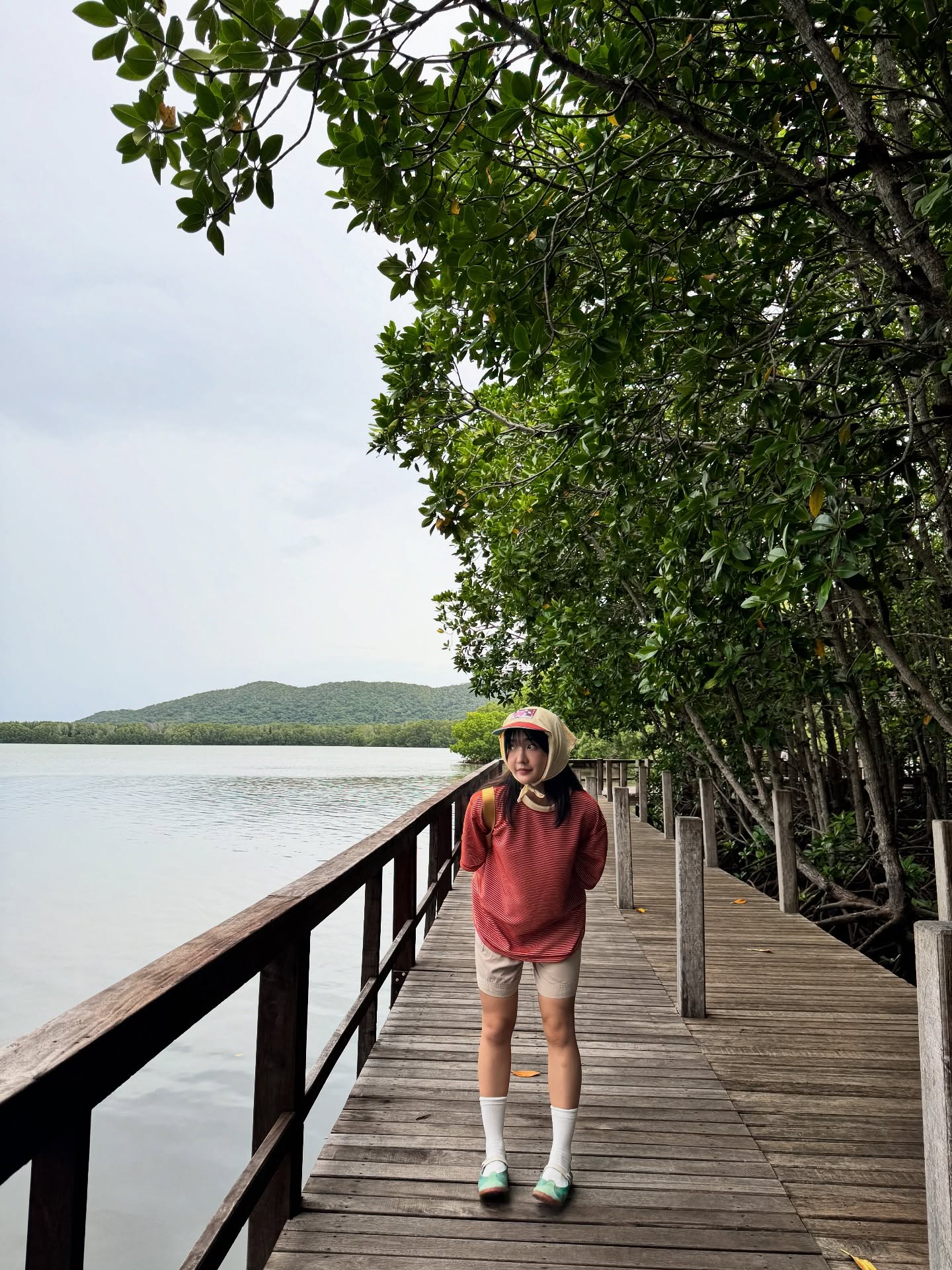 เจนนิษฐ์ โอ่ประเสริฐ