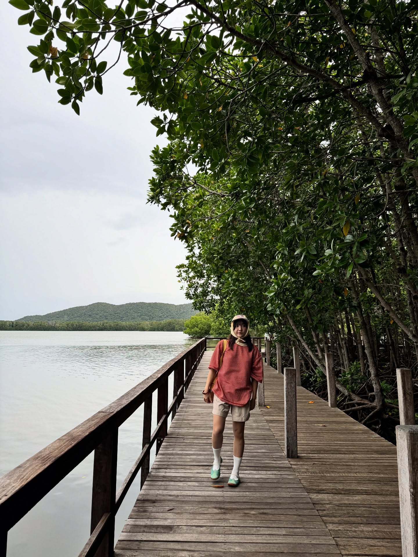 เจนนิษฐ์ โอ่ประเสริฐ