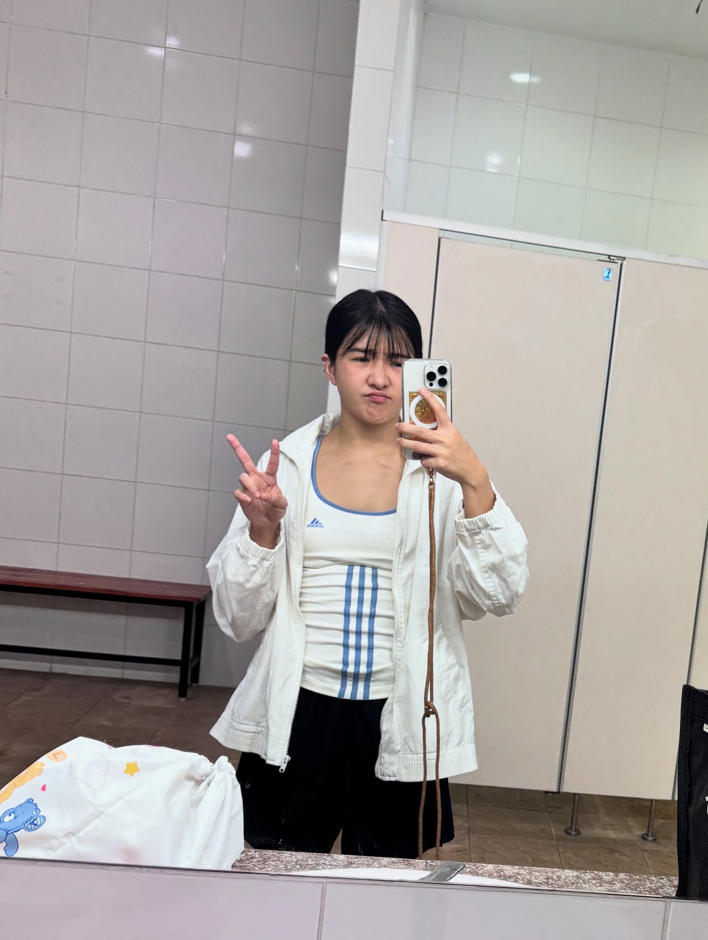 เจนนิษฐ์ โอ่ประเสริฐ