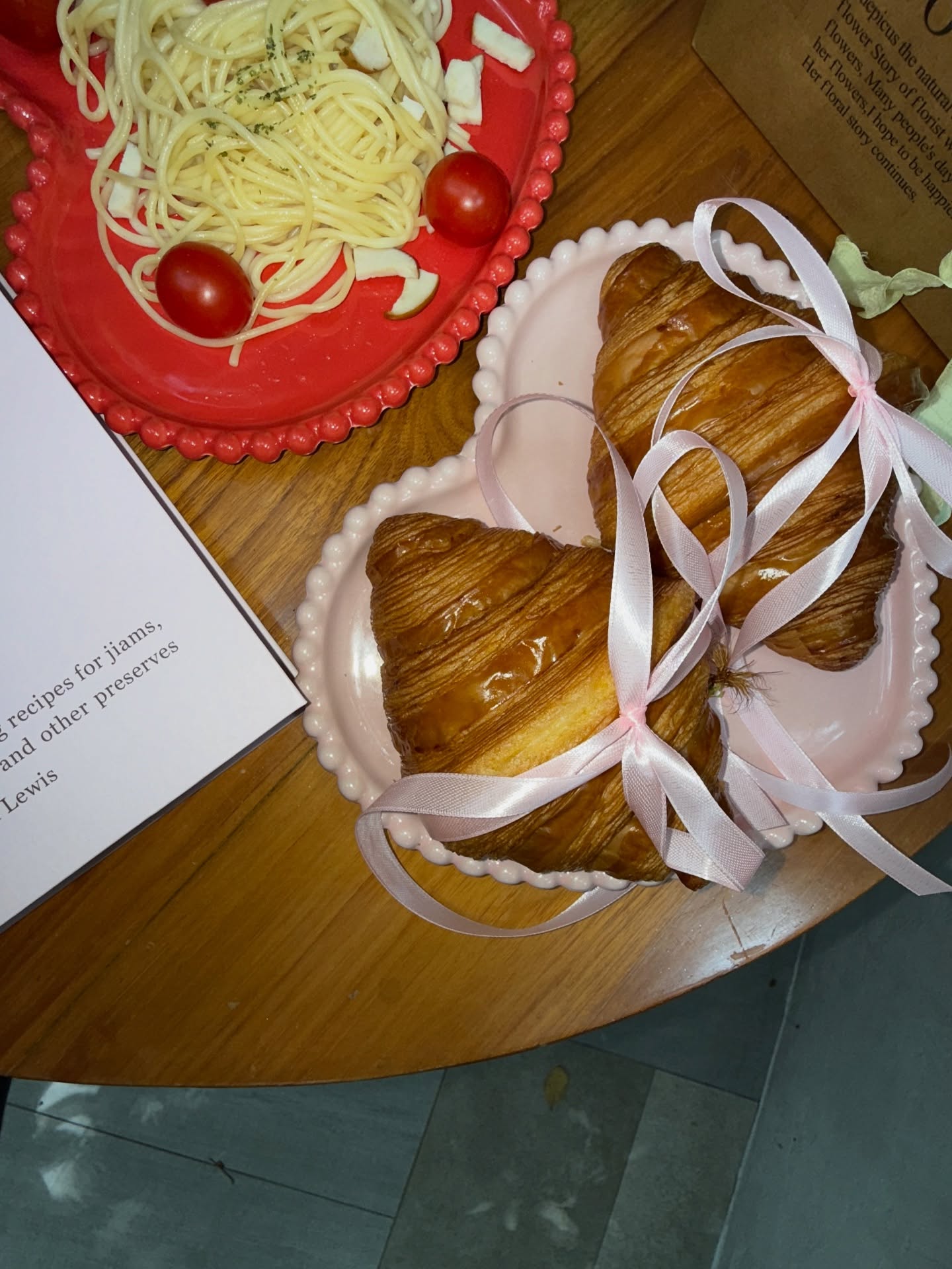 เจนนิษฐ์ โอ่ประเสริฐ