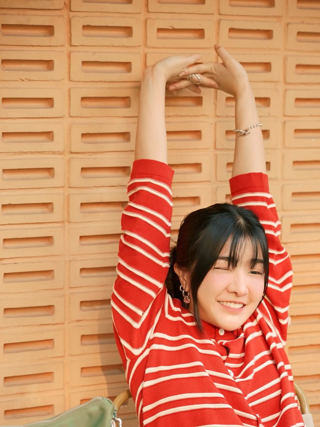 เจนนิษฐ์ โอ่ประเสริฐ