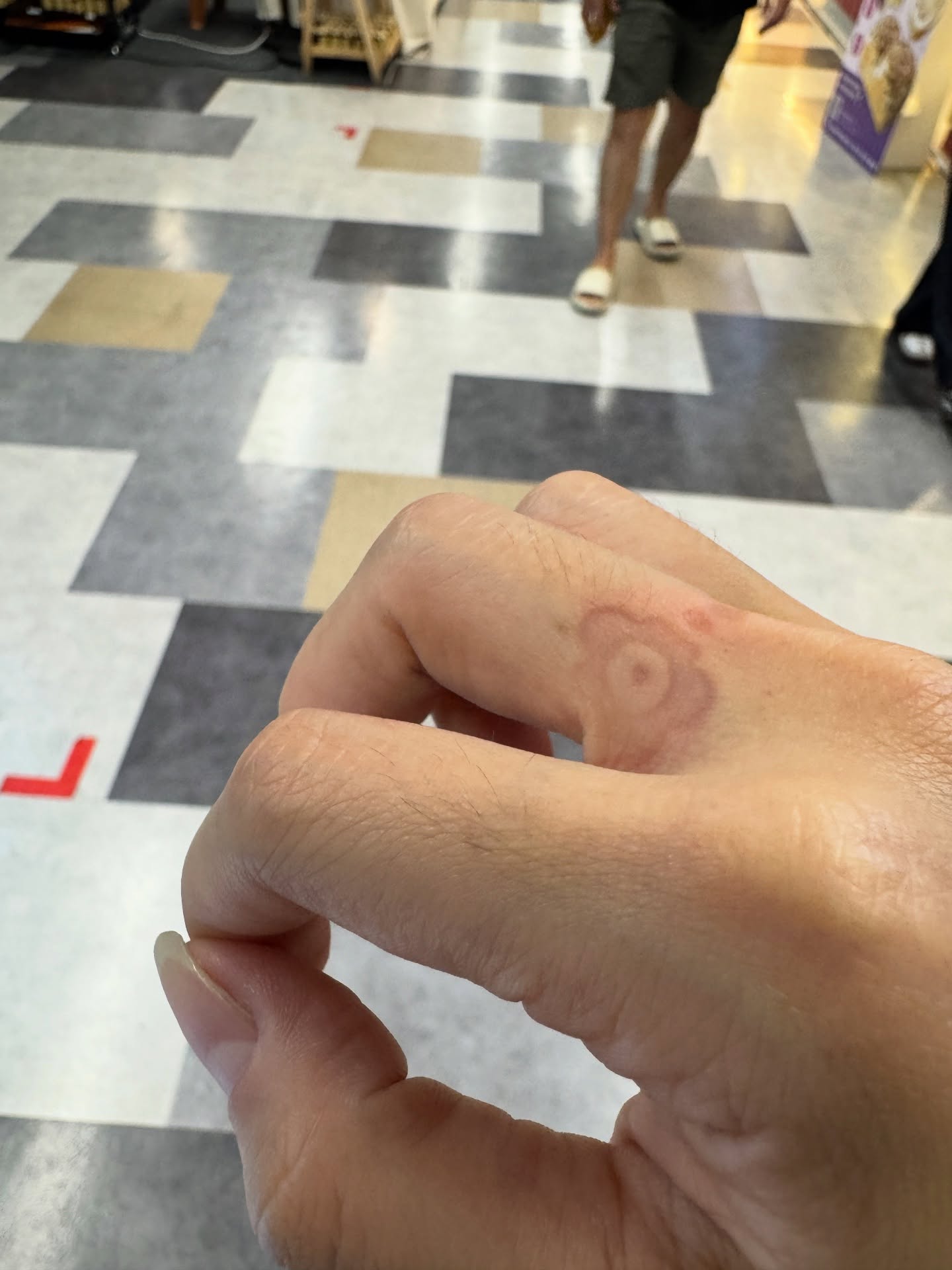 เจนนิษฐ์ โอ่ประเสริฐ