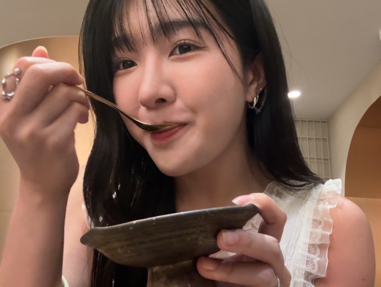 เจนนิษฐ์ โอ่ประเสริฐ