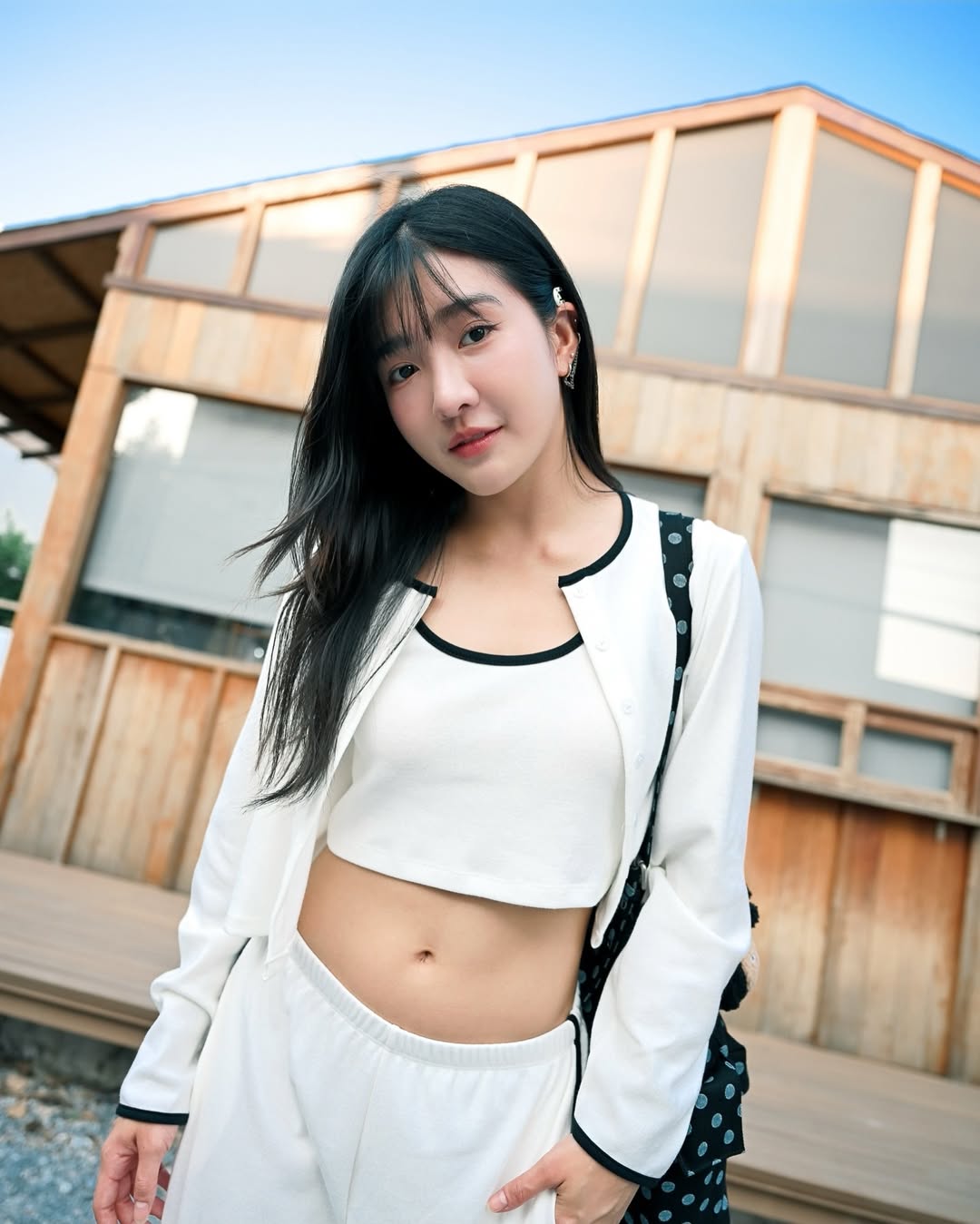เจนนิษฐ์ โอ่ประเสริฐ