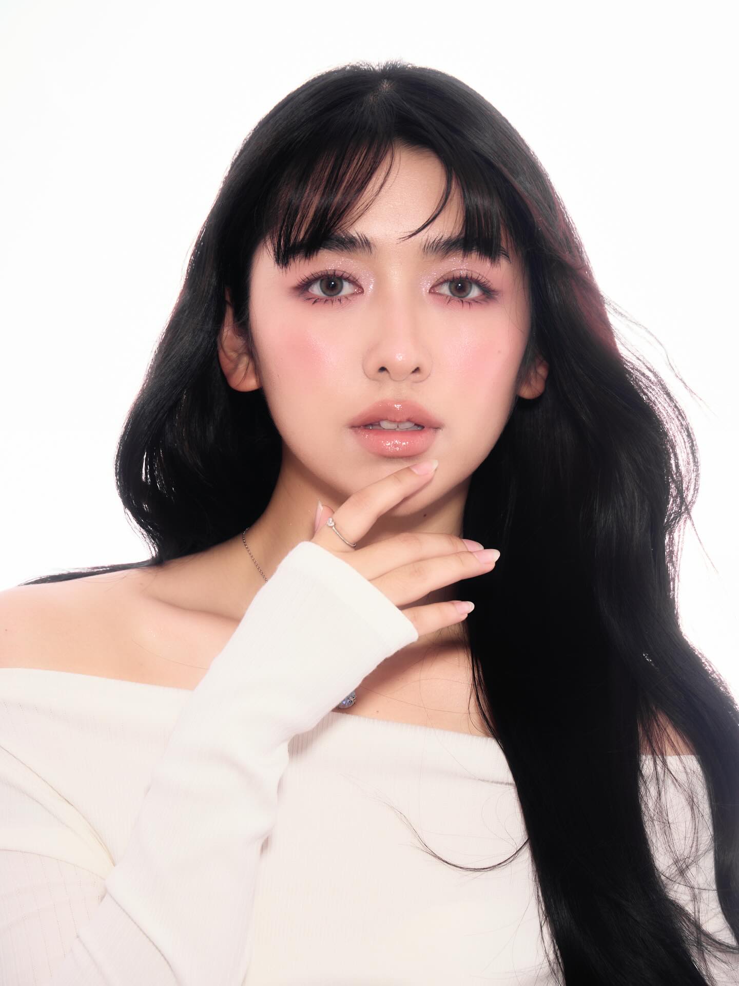 เจน - กุลจิราณัฐ อินทรศิลป์