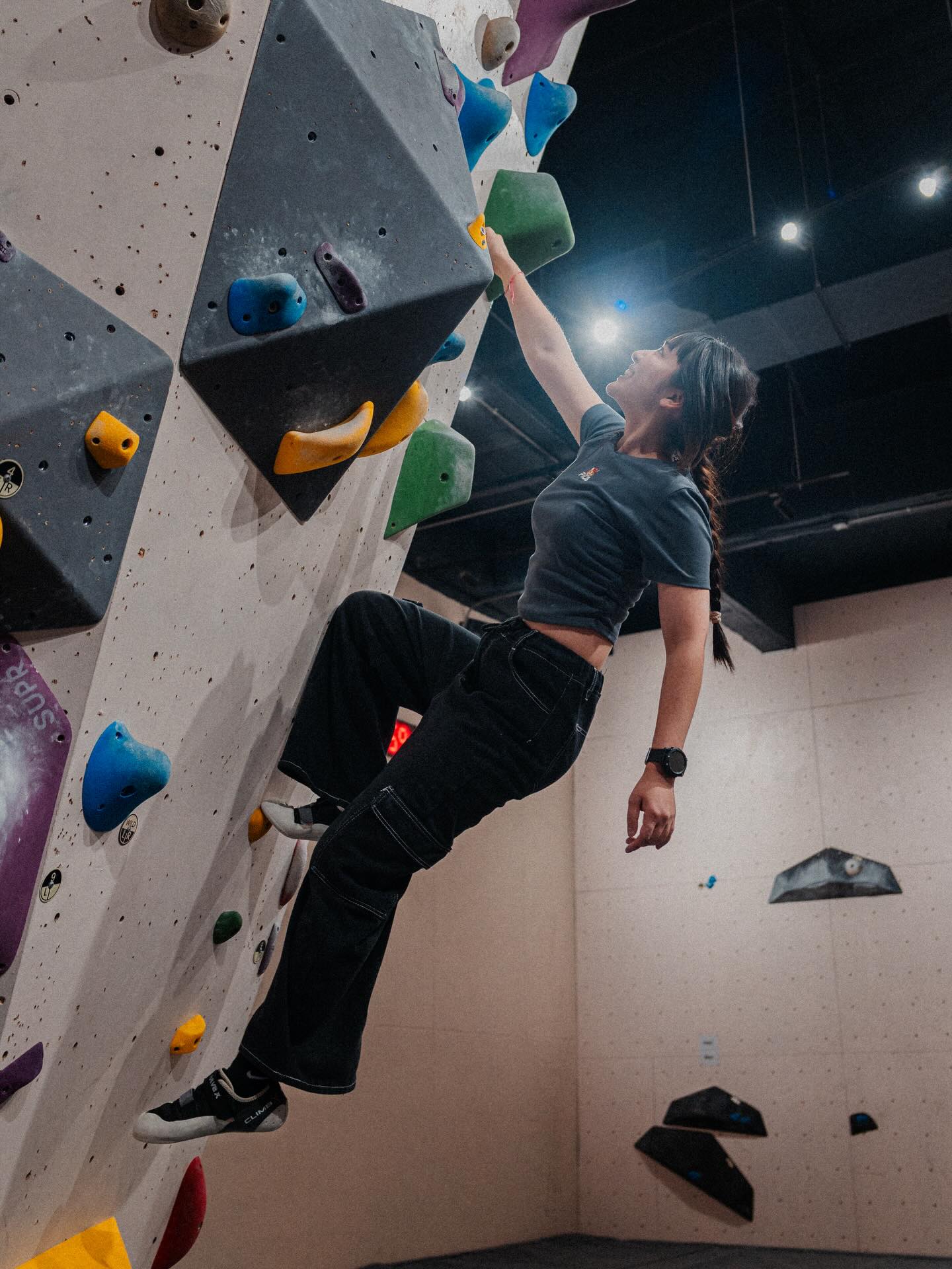 เจน - กุลจิราณัฐ อินทรศิลป์